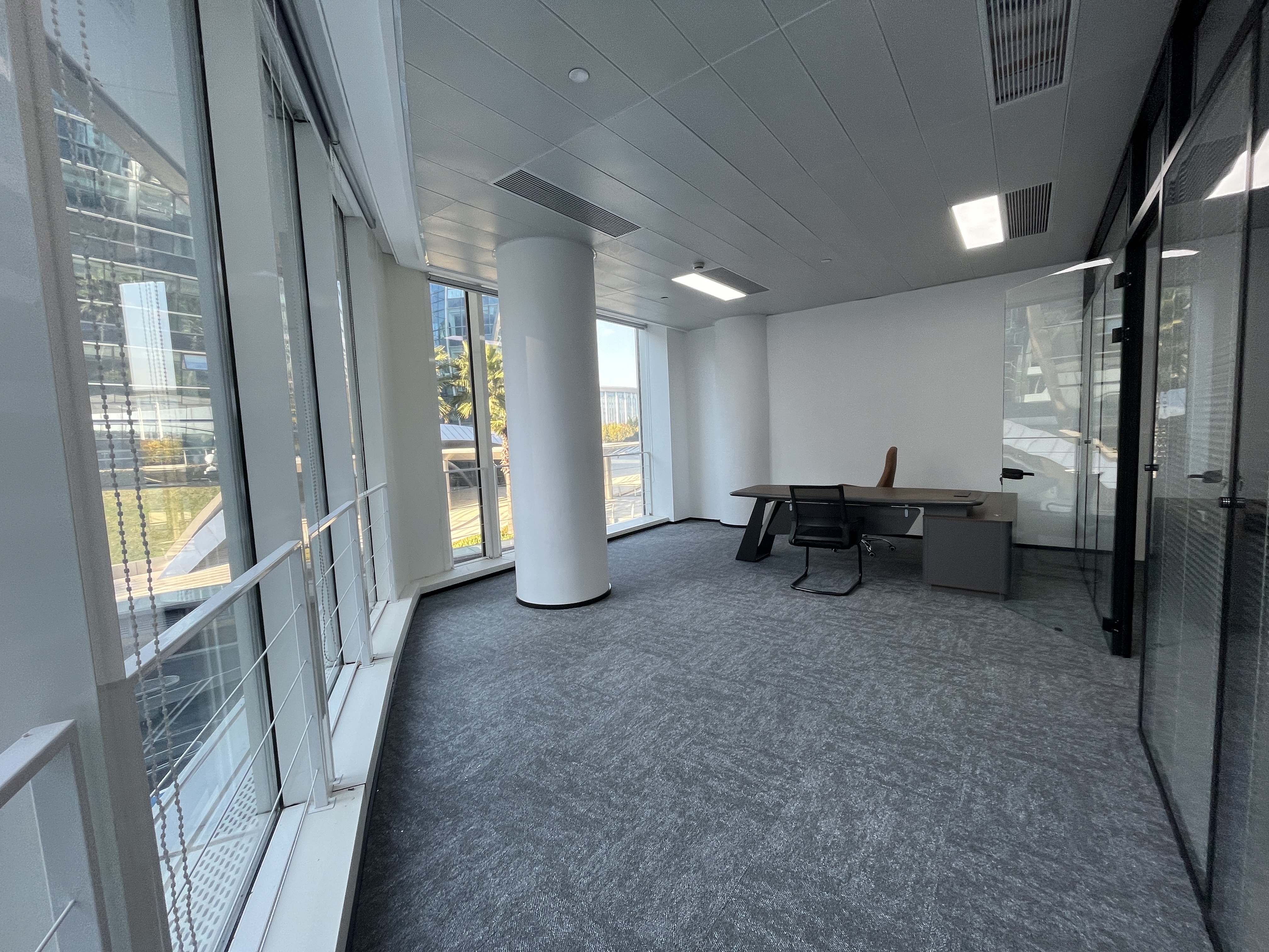 徐泾虹桥世界中心195平米写字楼出租