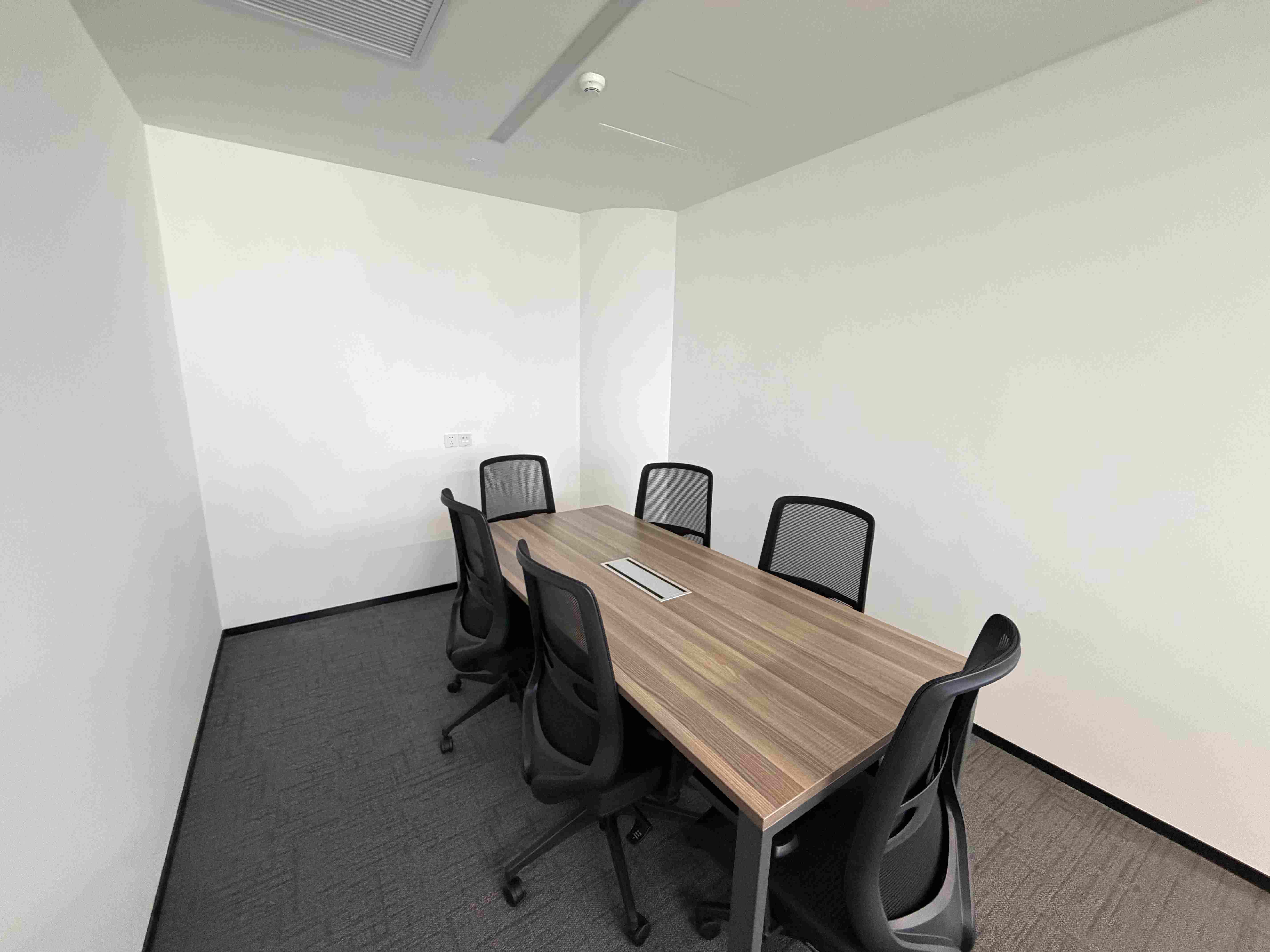 中山公园龙峰大厦127平米写字楼出租