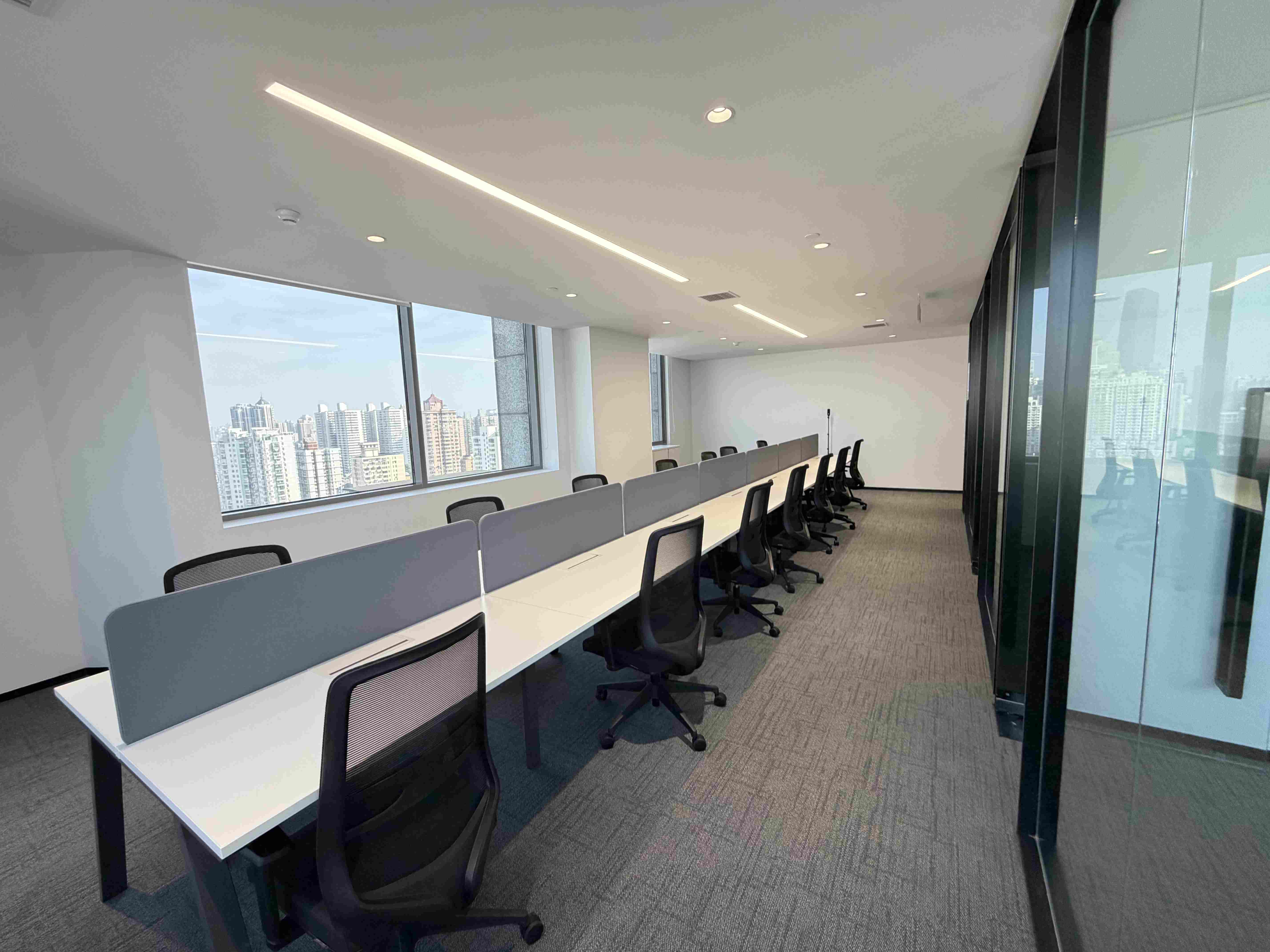 中山公园龙峰大厦127平米写字楼出租