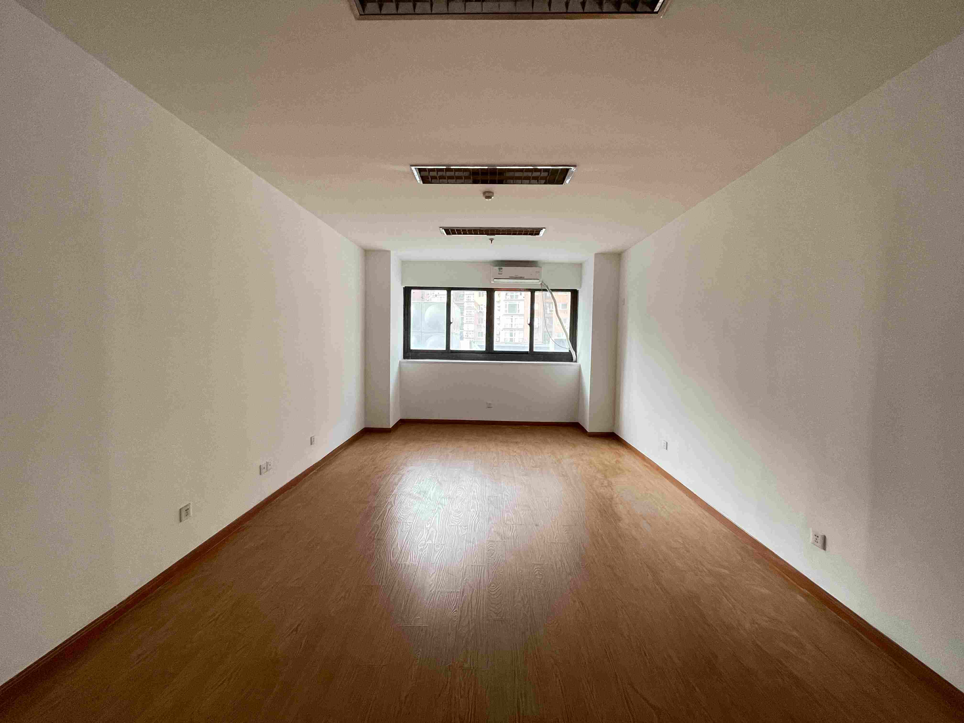 曹杨中谊大厦50平米写字楼出租