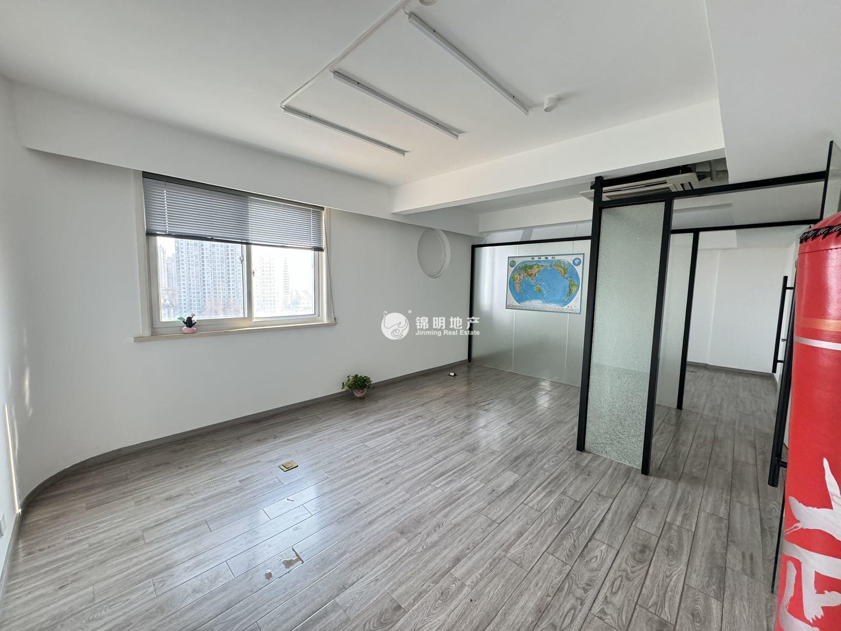 中山公园中西大厦159平米写字楼出租