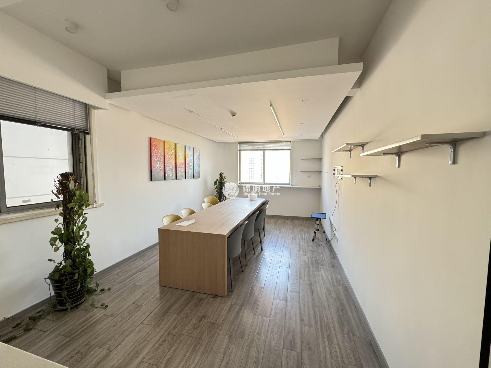 中山公园中西大厦101平米写字楼出租