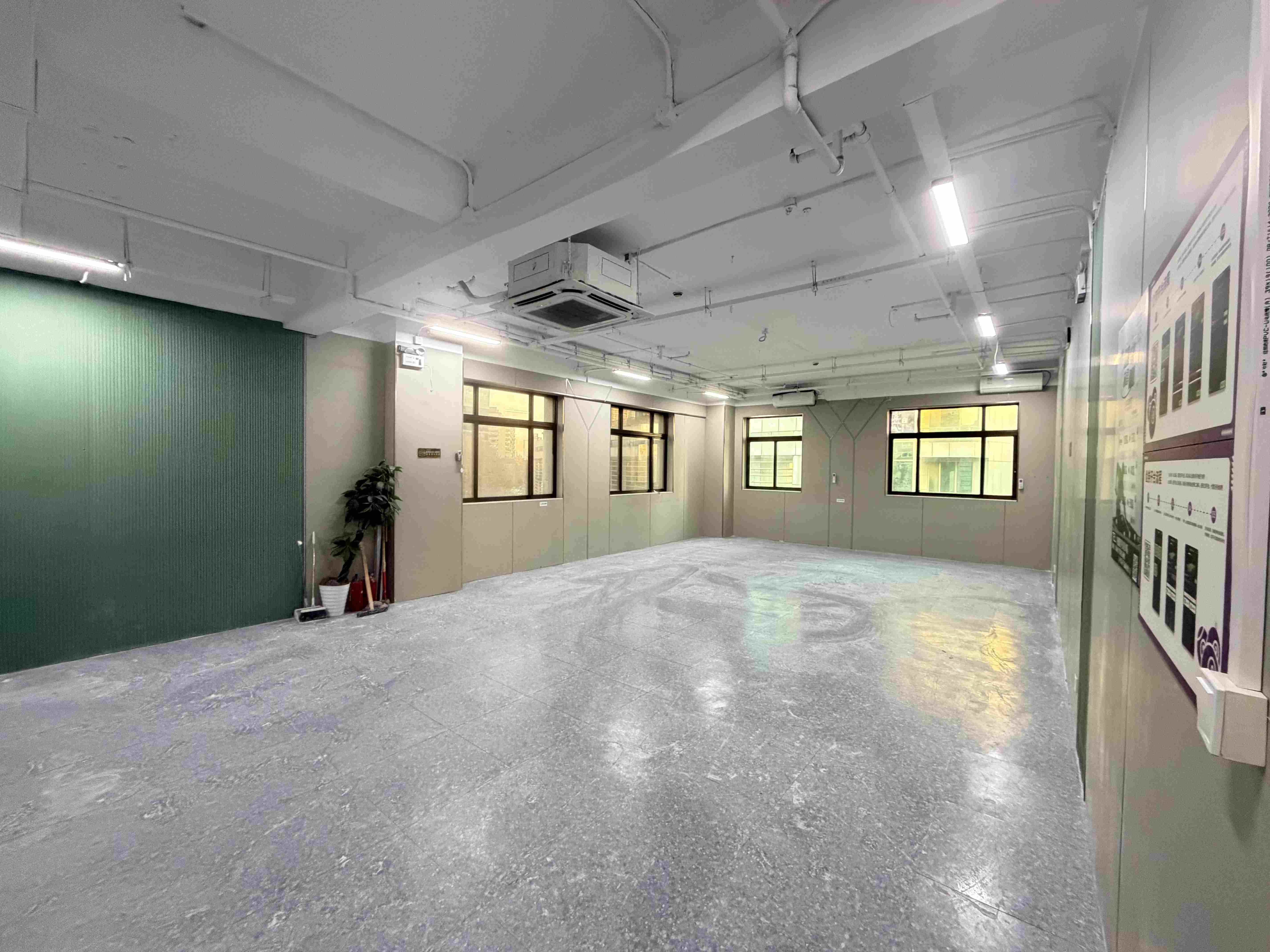 中山公园嘉利大厦124平米写字楼出租