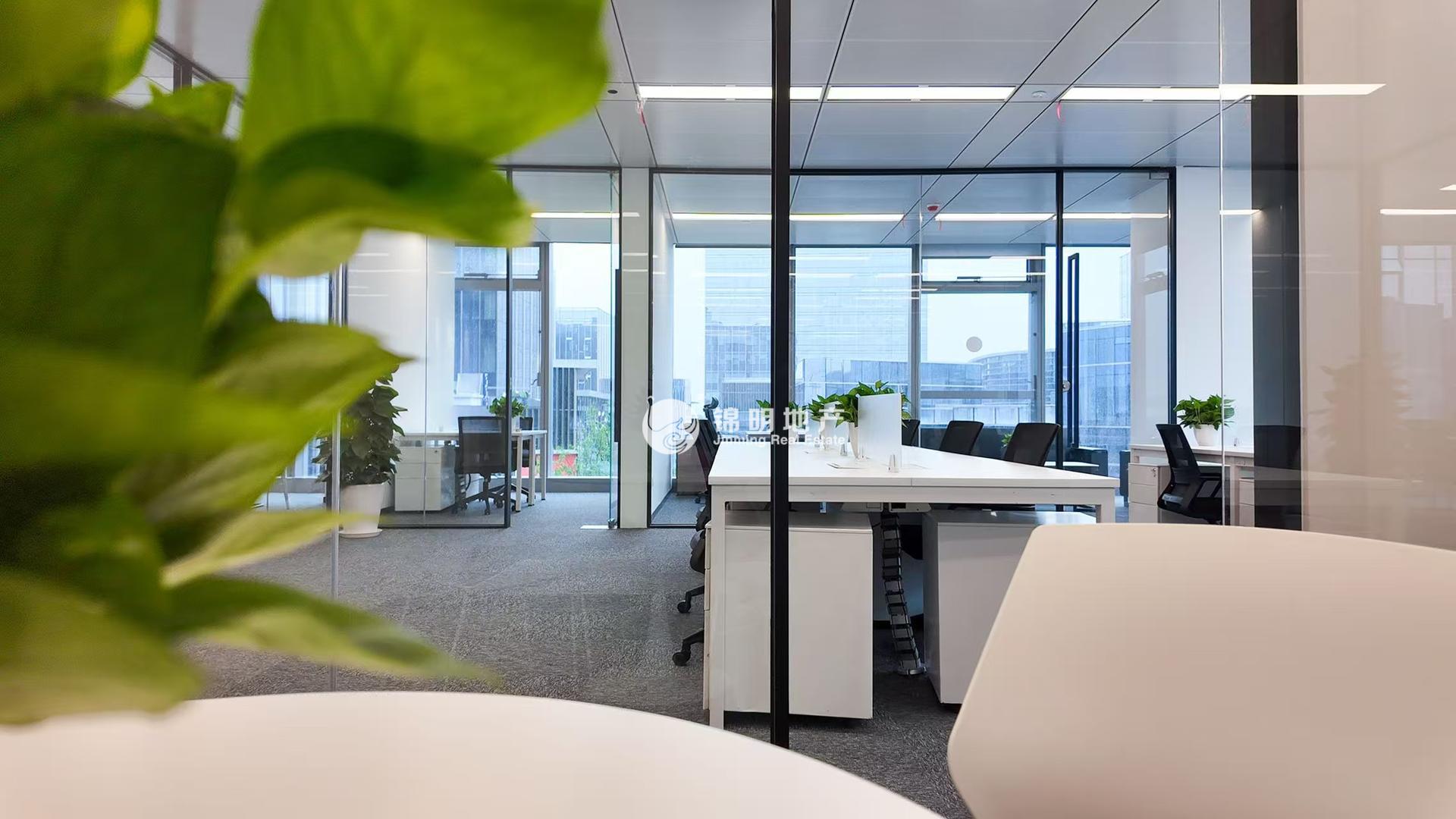 徐泾首位SHOWAY174平米写字楼出租