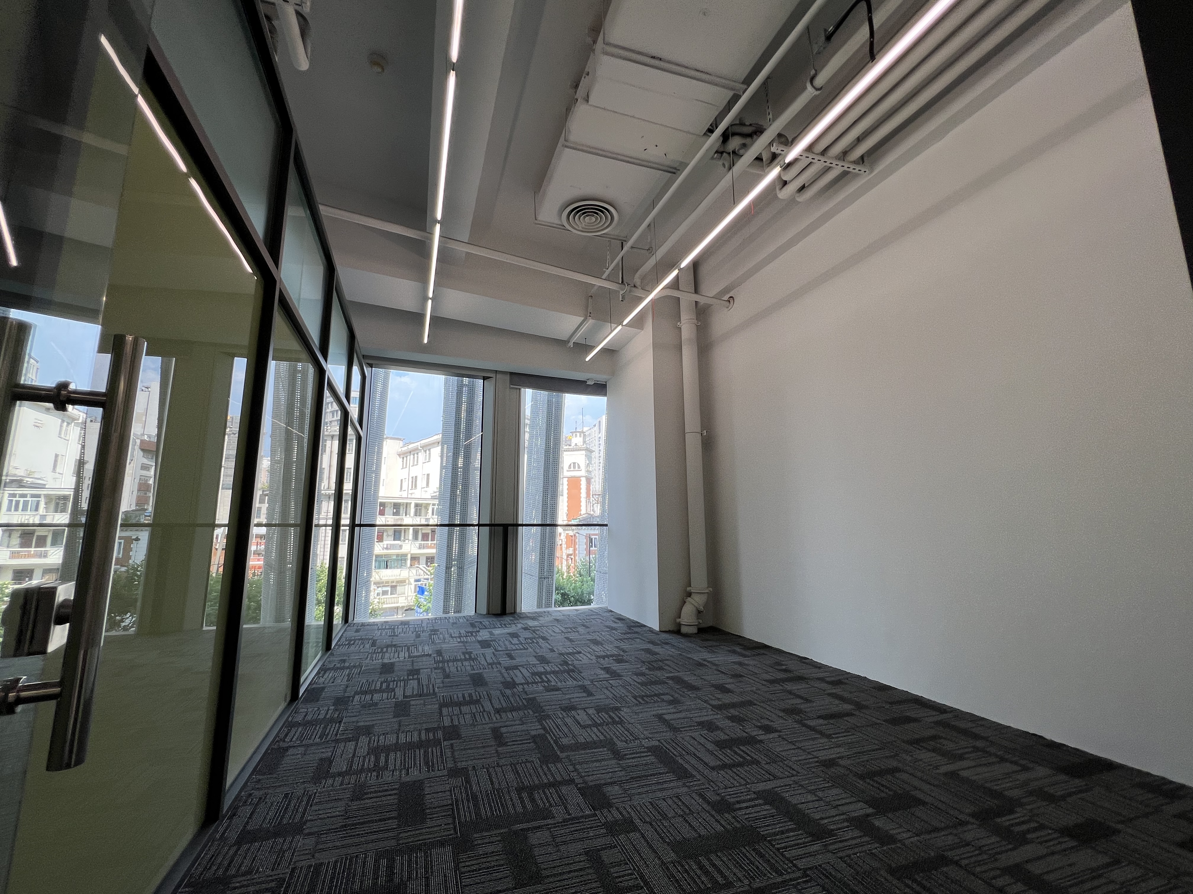 北外滩滨港商业中心120平米写字楼出租