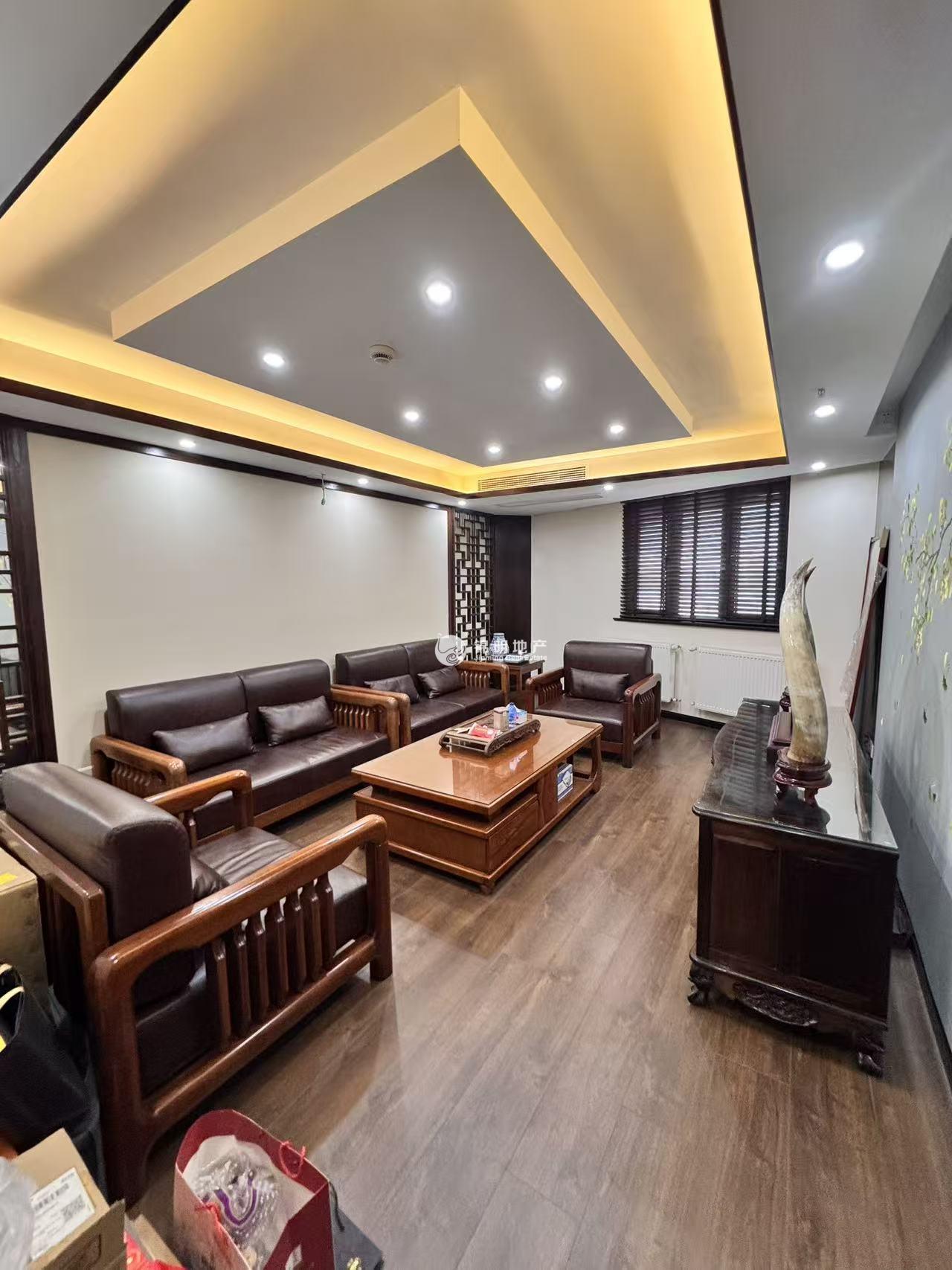 老西门龙悦大厦246平米写字楼出售