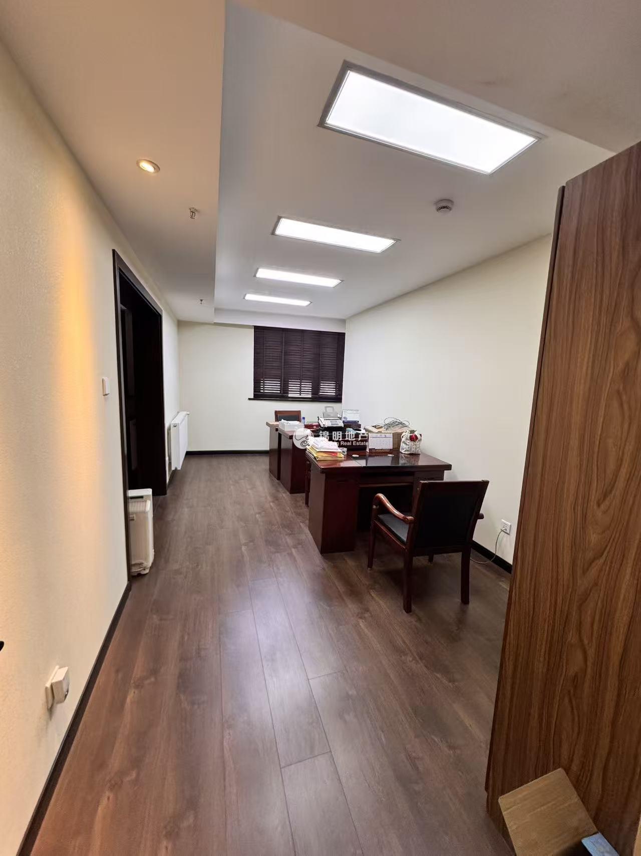 老西门龙悦大厦246平米写字楼出售