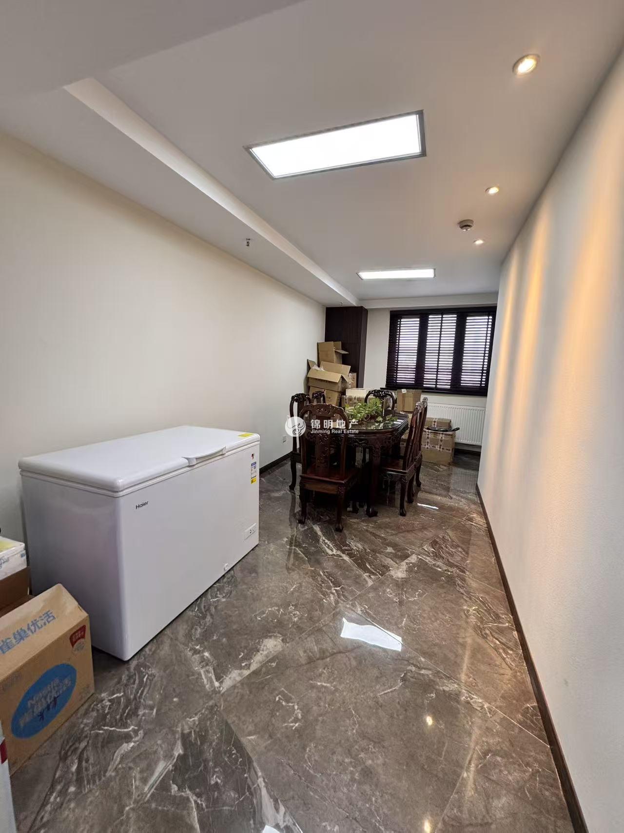 老西门龙悦大厦246平米写字楼出售