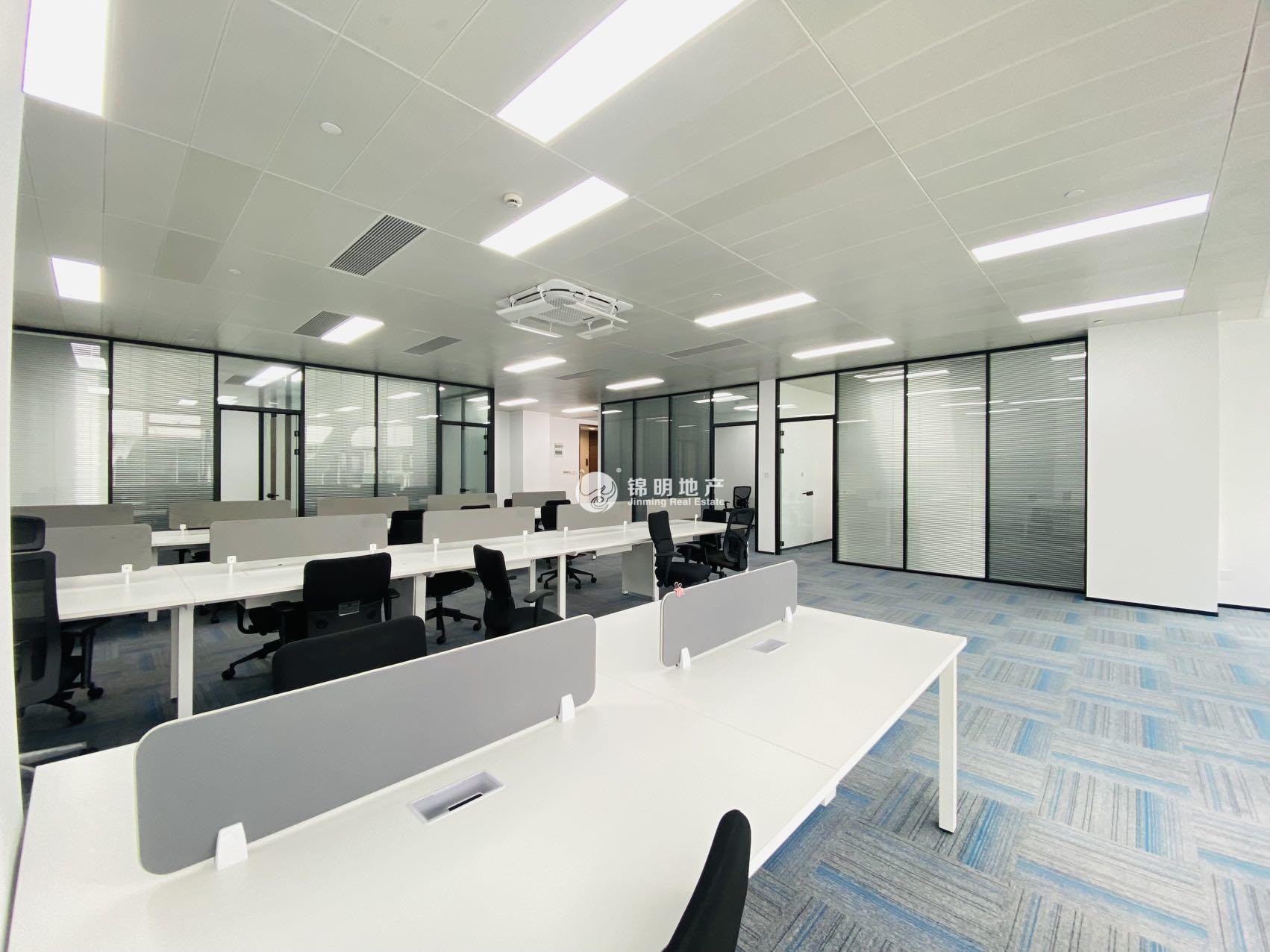 徐泾虹桥世界中心235平米写字楼出租