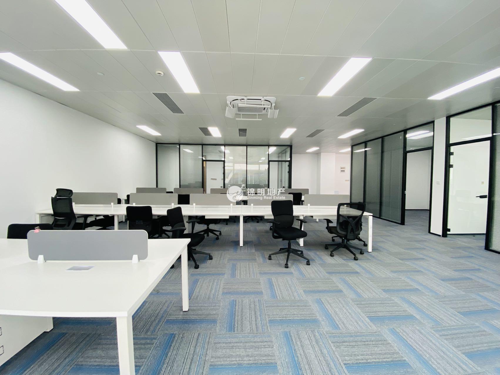 徐泾虹桥世界中心235平米写字楼出租