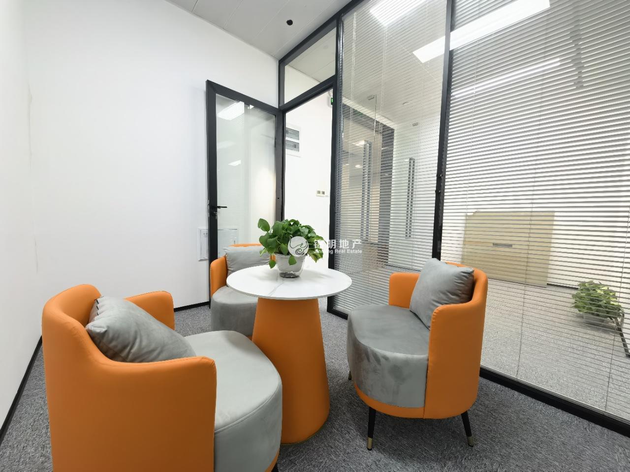 徐泾虹桥世界中心128平米写字楼出租