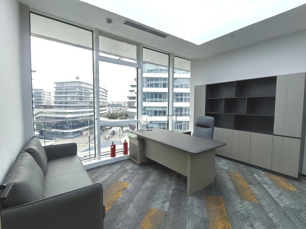 徐泾虹桥世界中心152平米写字楼出租