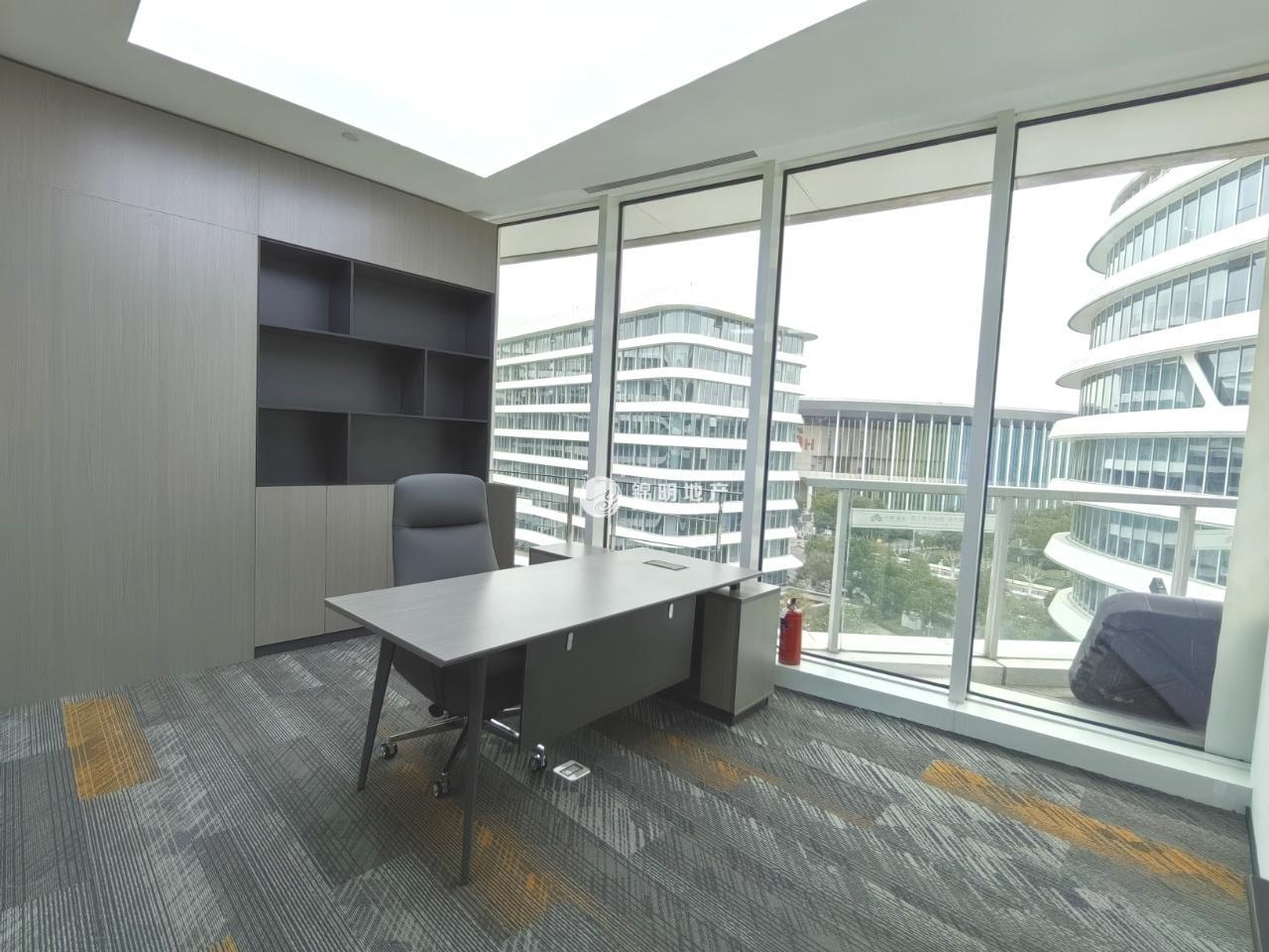 徐泾虹桥世界中心106平米写字楼出租