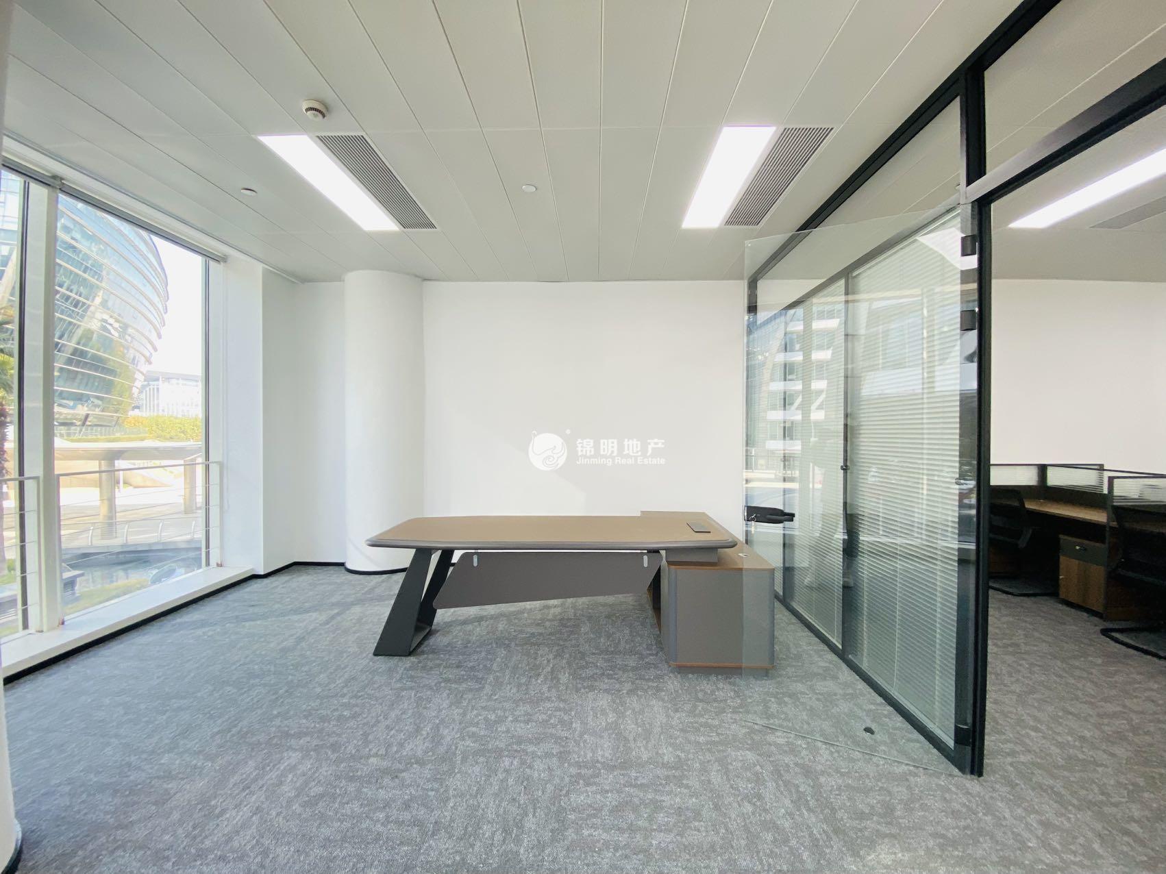 徐泾虹桥世界中心195平米写字楼出租