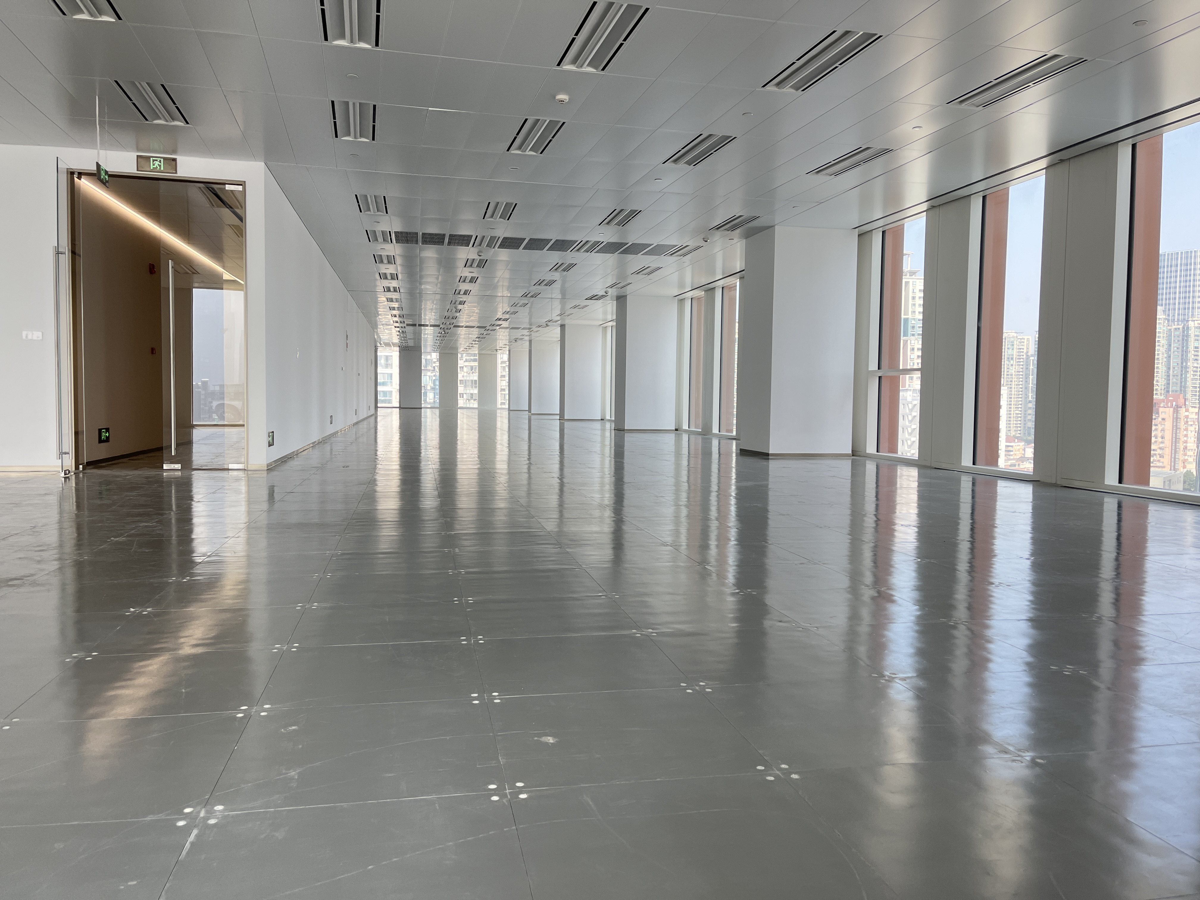 四川北路中美信托金融大厦401平米写字楼出租