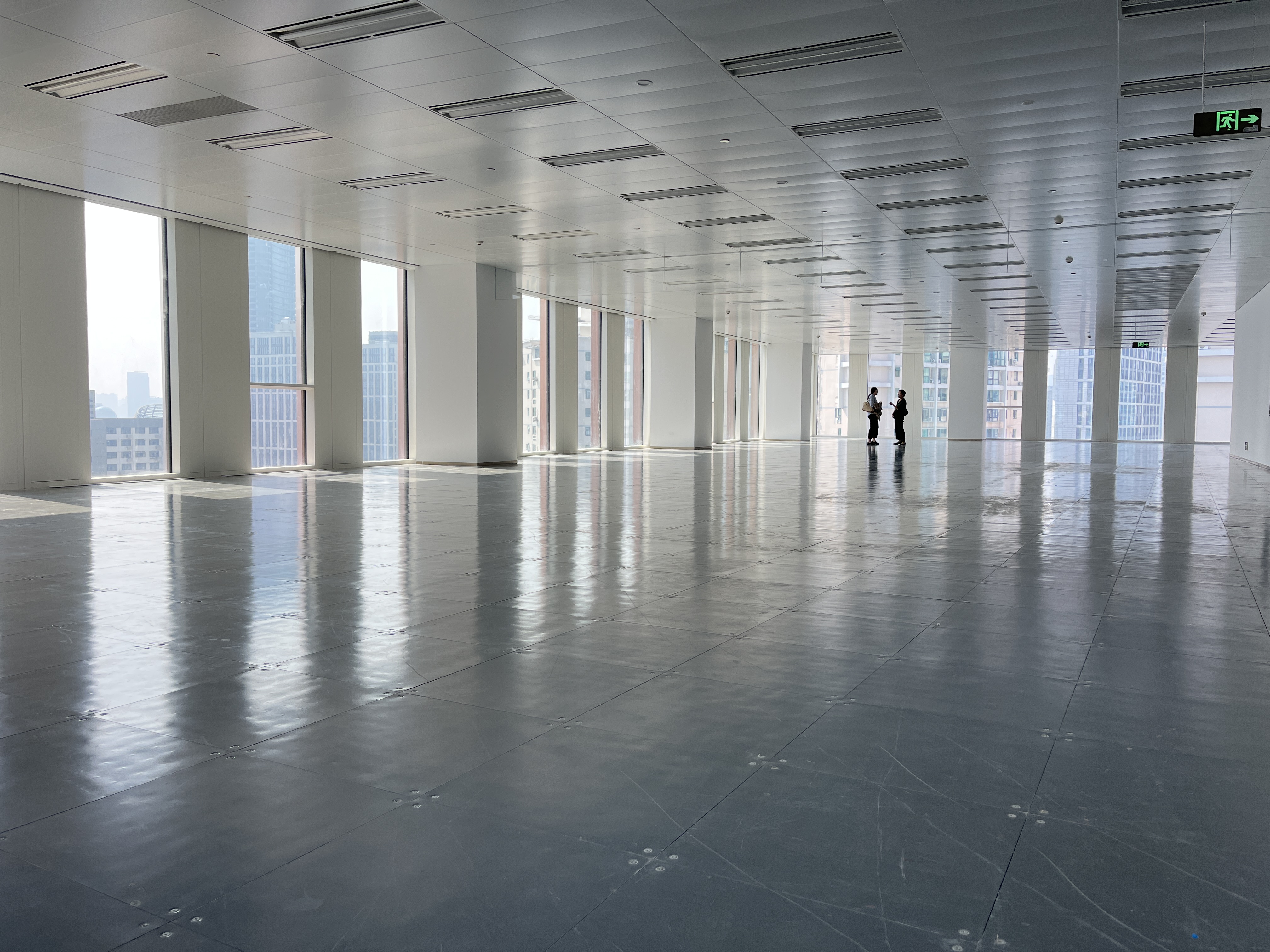 四川北路中美信托金融大厦401平米写字楼出租