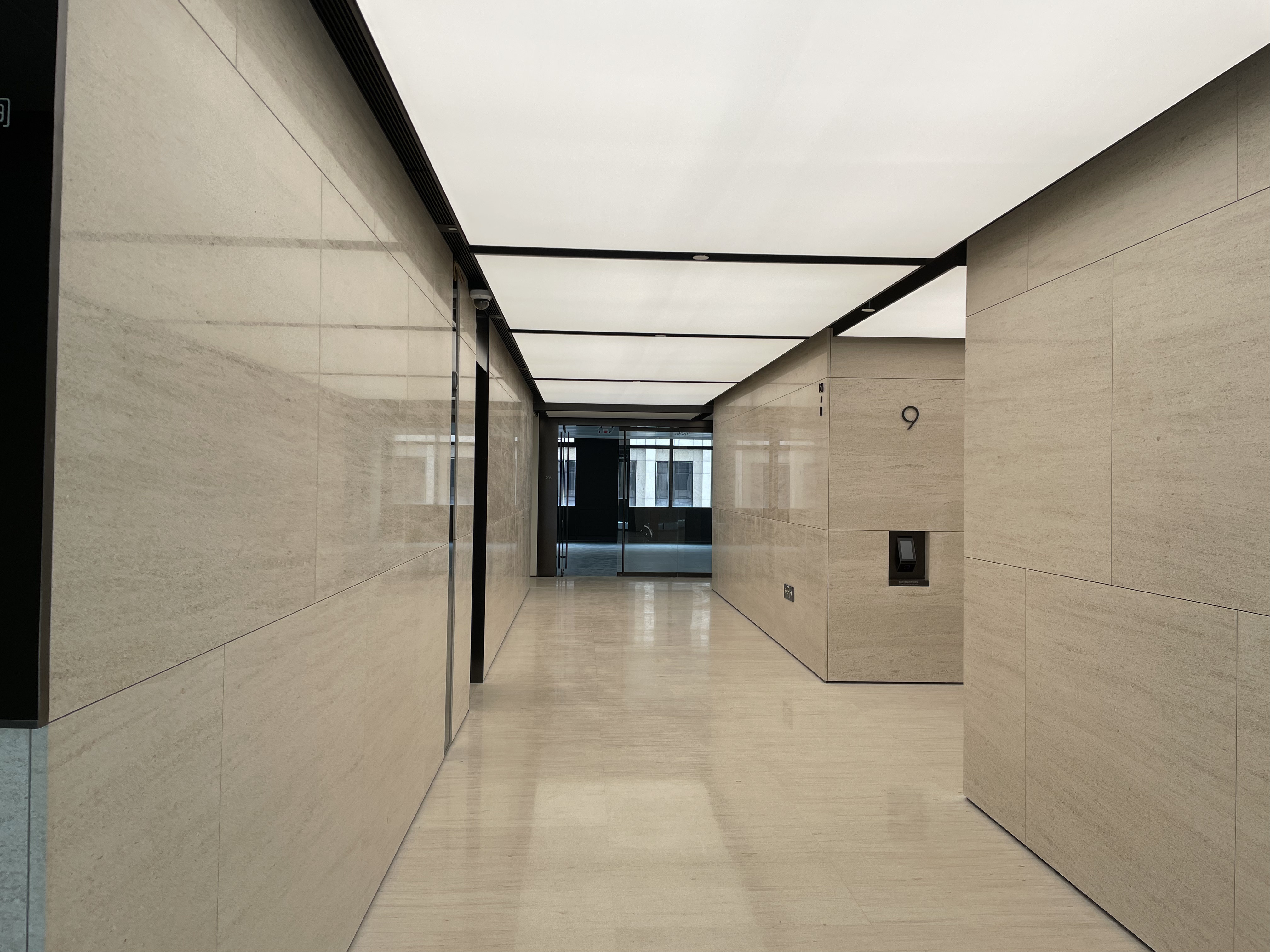 四川北路中美信托金融大厦407平米写字楼出租