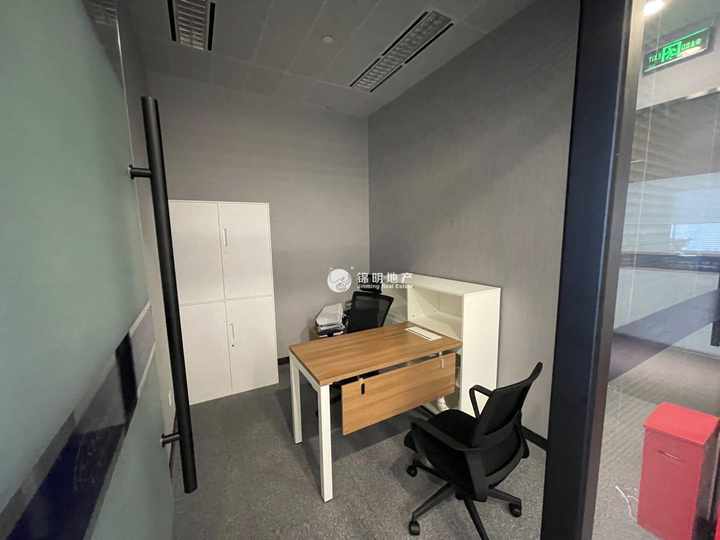 四川北路中美信托金融大厦564平米写字楼出租