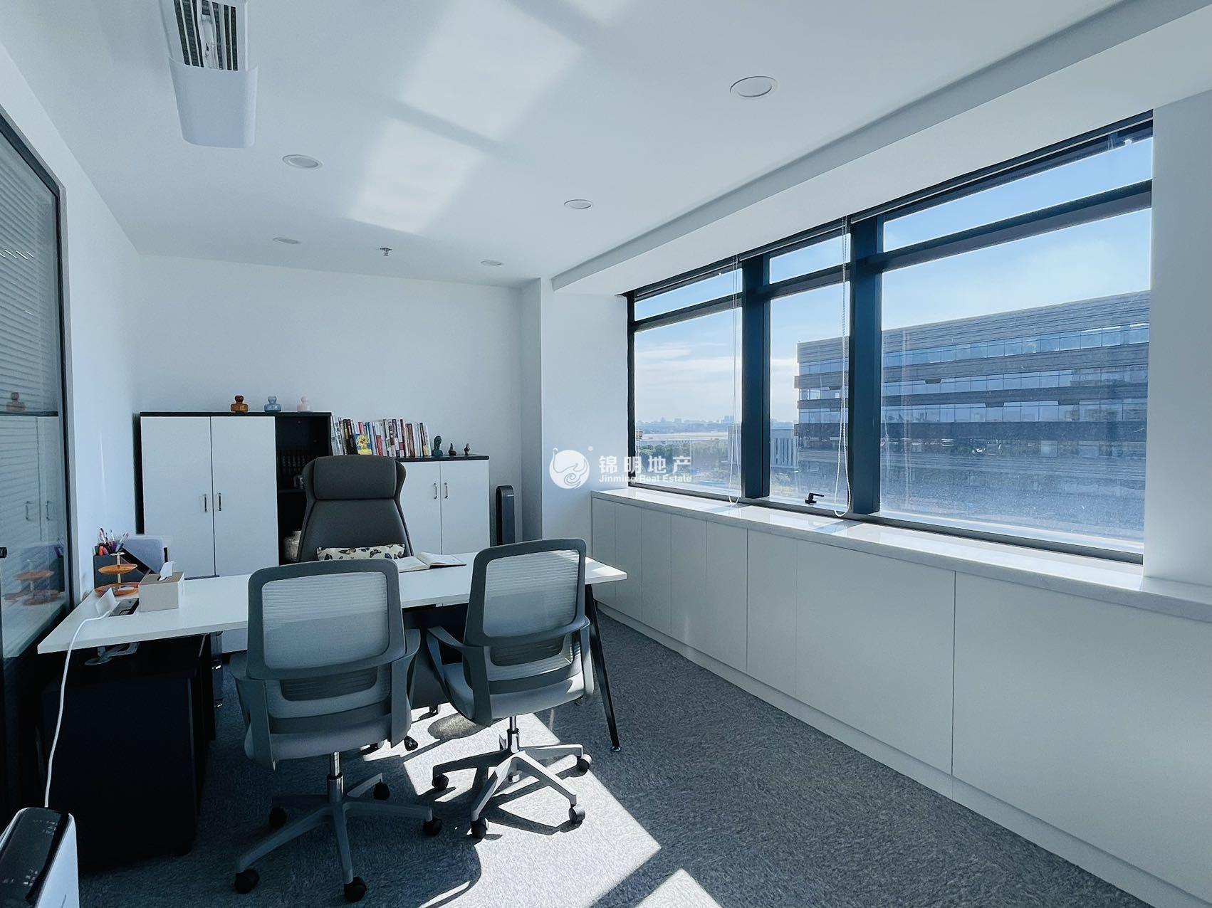 虹桥虹桥国际展汇PortMix499平米写字楼出租