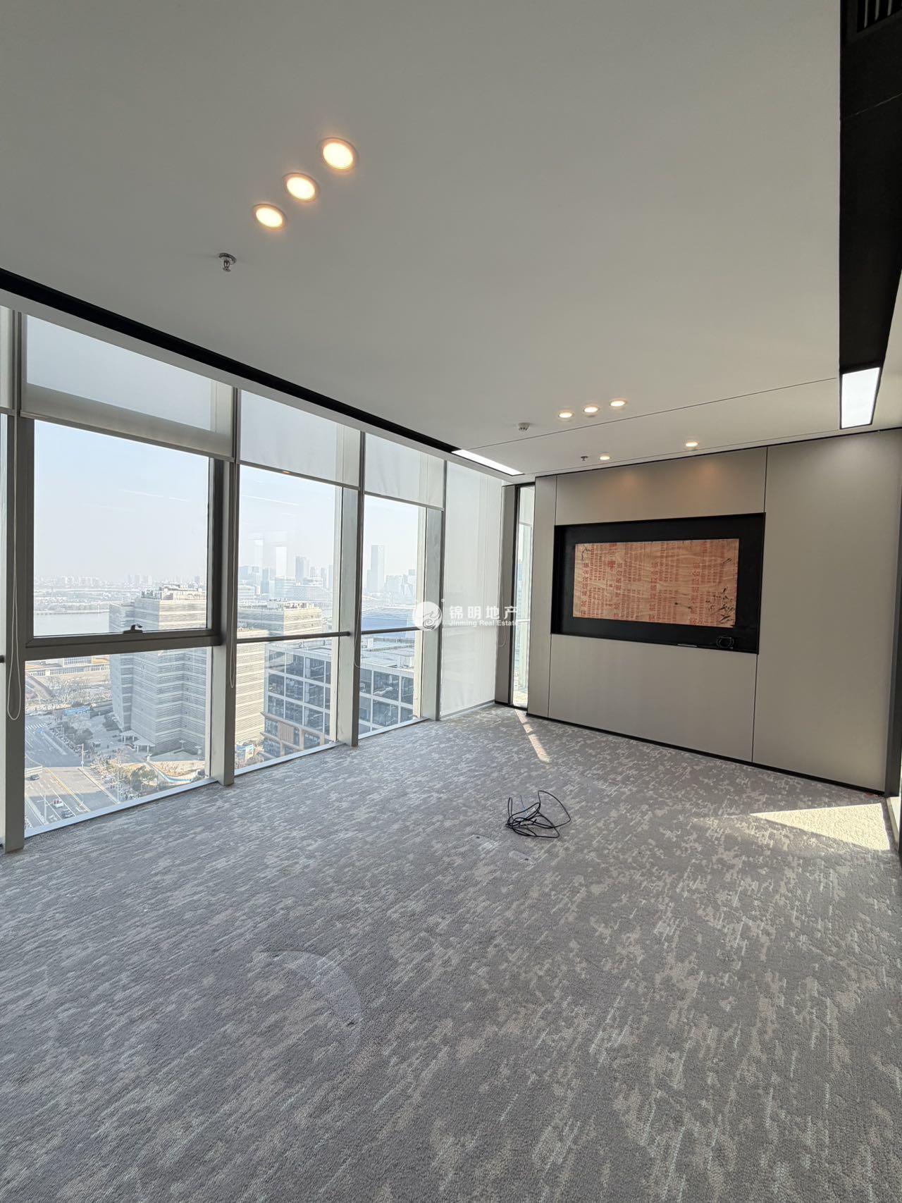 徐汇滨江灿星大厦393平米写字楼出租