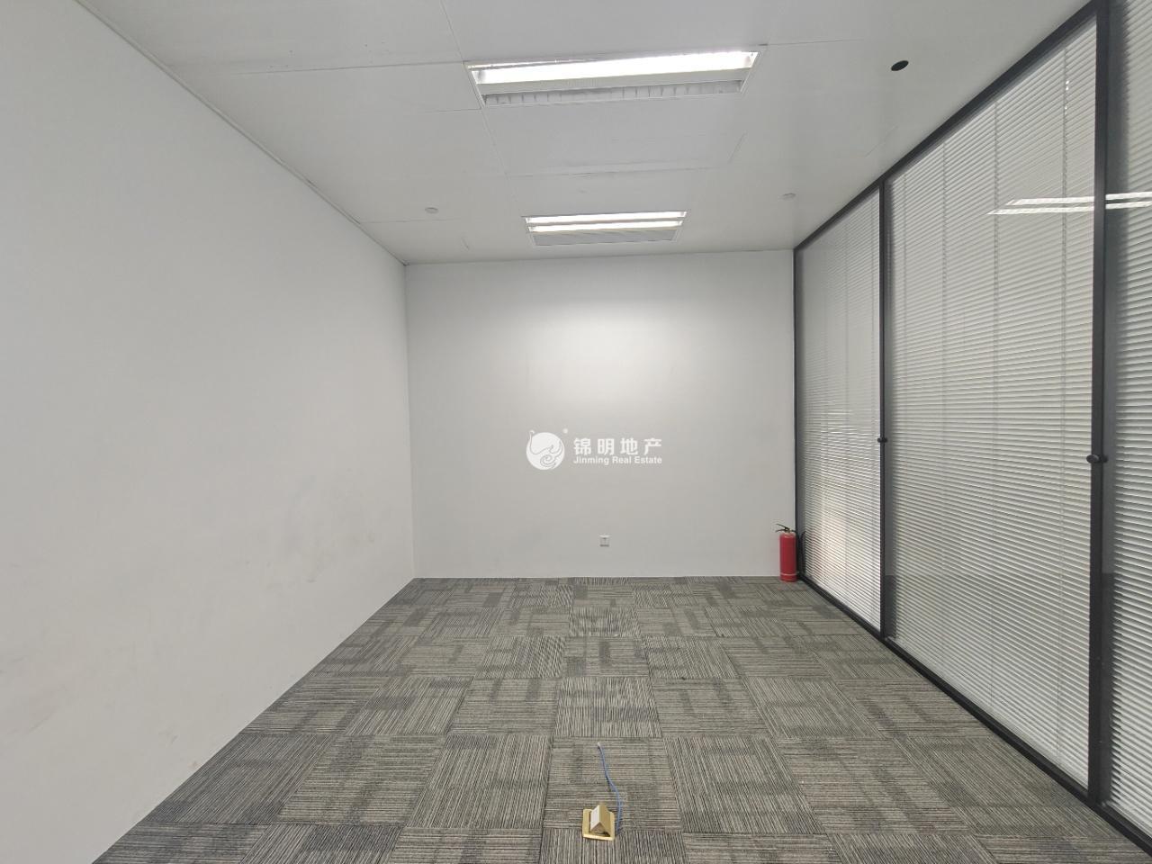 徐泾虹桥世界中心233平米写字楼出租