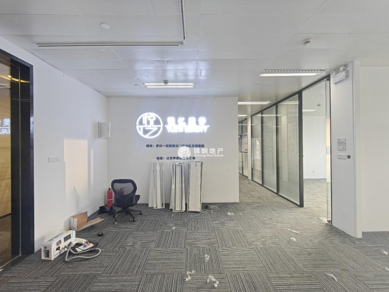 徐泾虹桥世界中心233平米写字楼出租