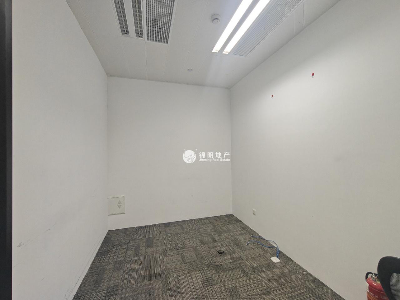 徐泾虹桥世界中心233平米写字楼出租