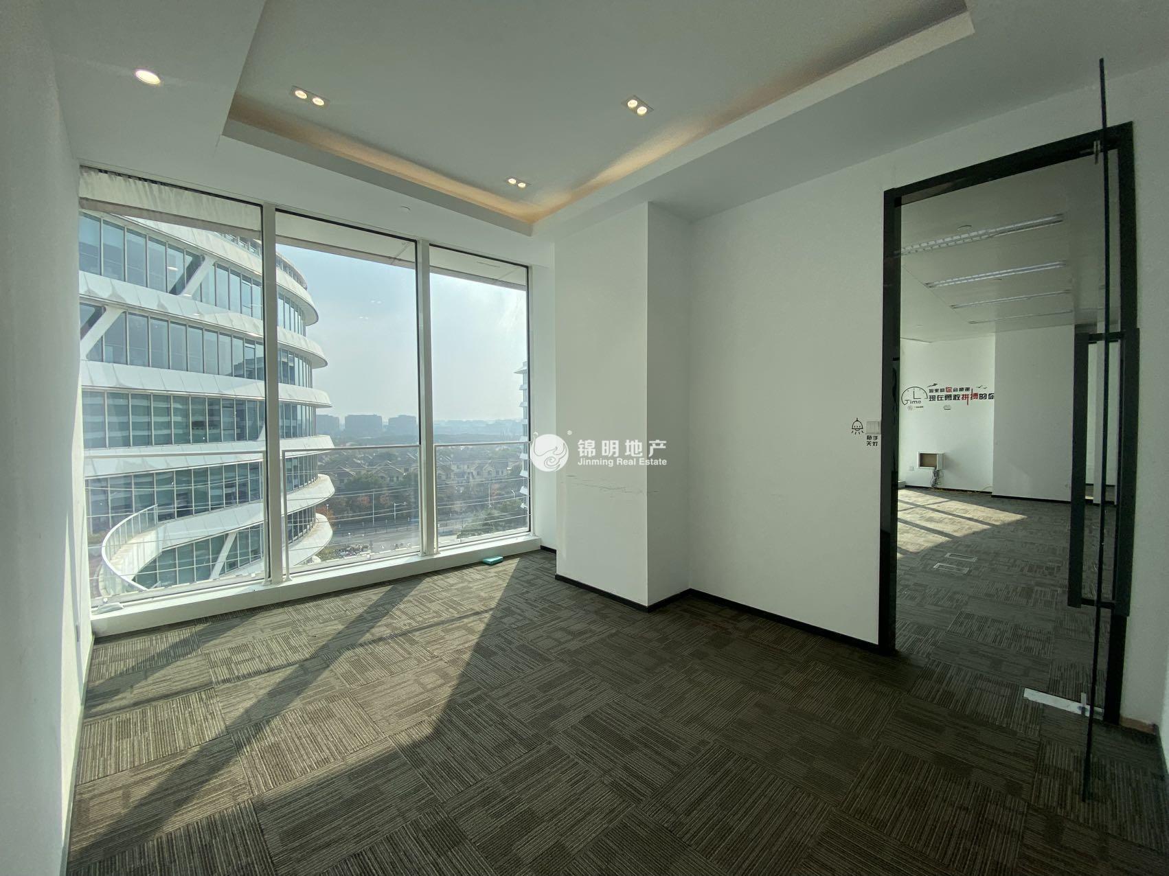 徐泾虹桥世界中心233平米写字楼出租