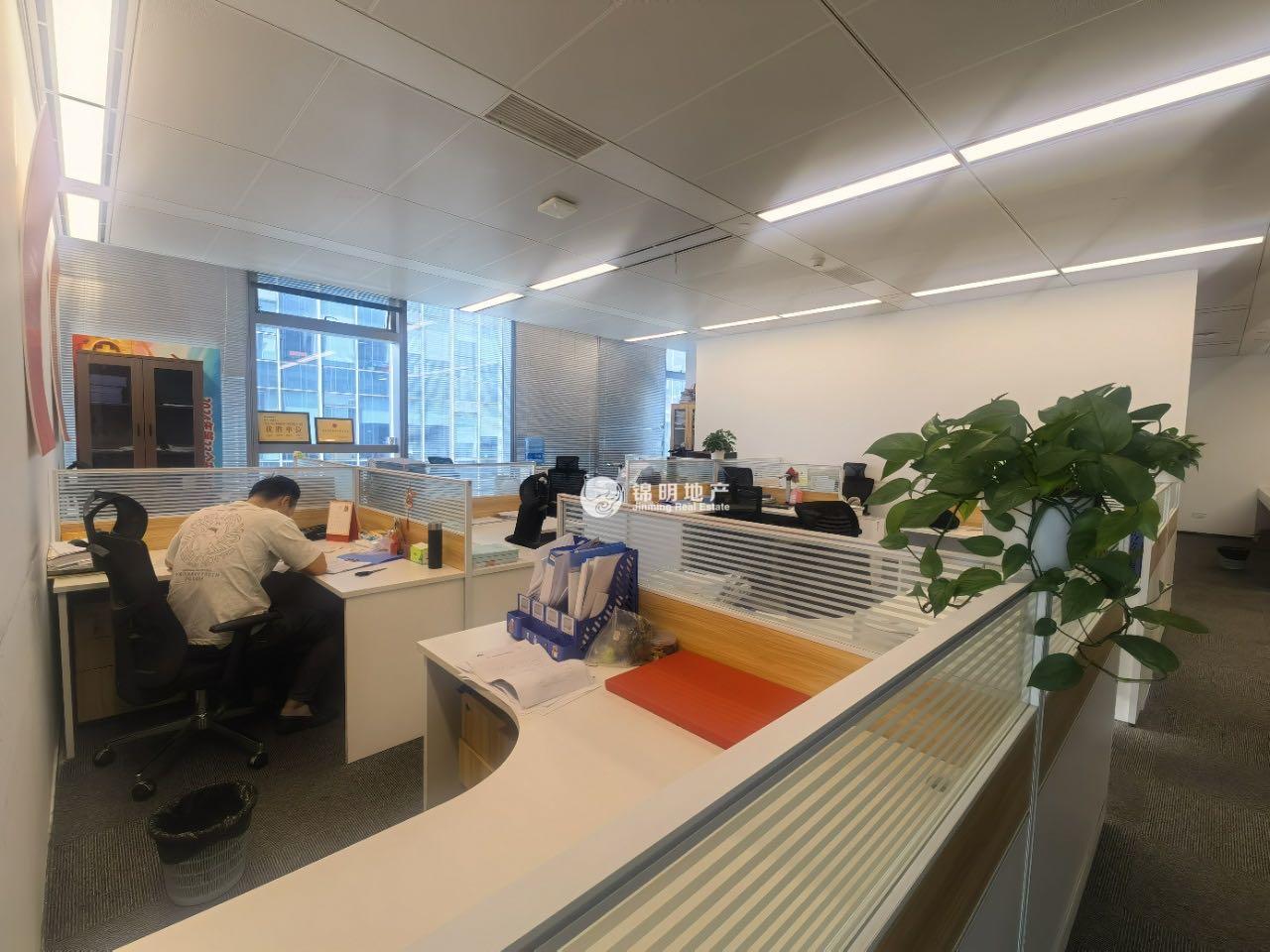 徐泾首位SHOWAY401平米写字楼出租