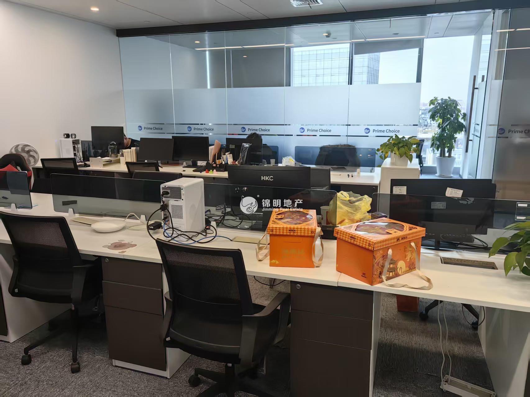 徐泾首位SHOWAY189平米写字楼出租