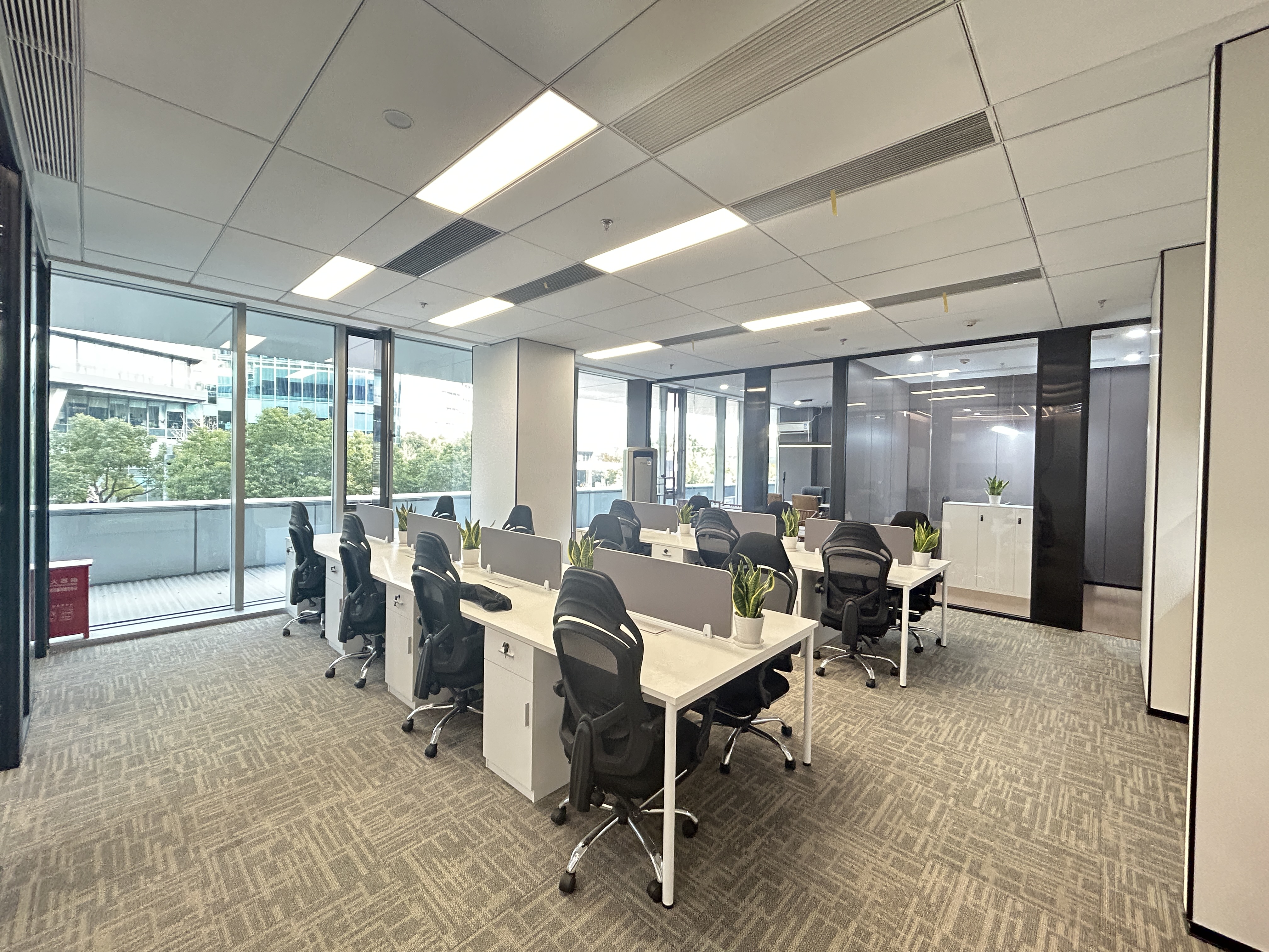 金虹桥龙湖虹桥天街200平米写字楼出租