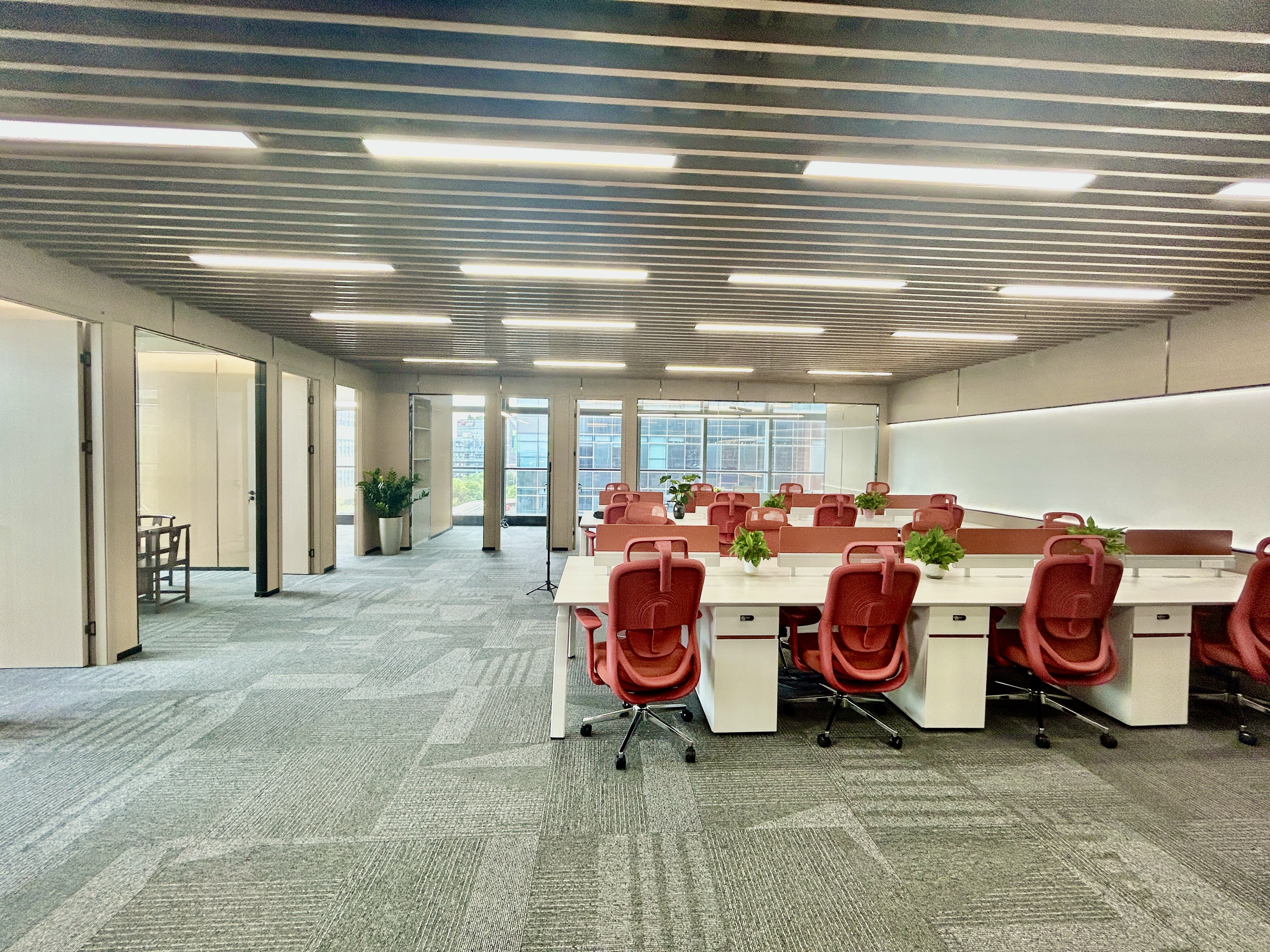 金虹桥龙湖虹桥天街300平米写字楼出租