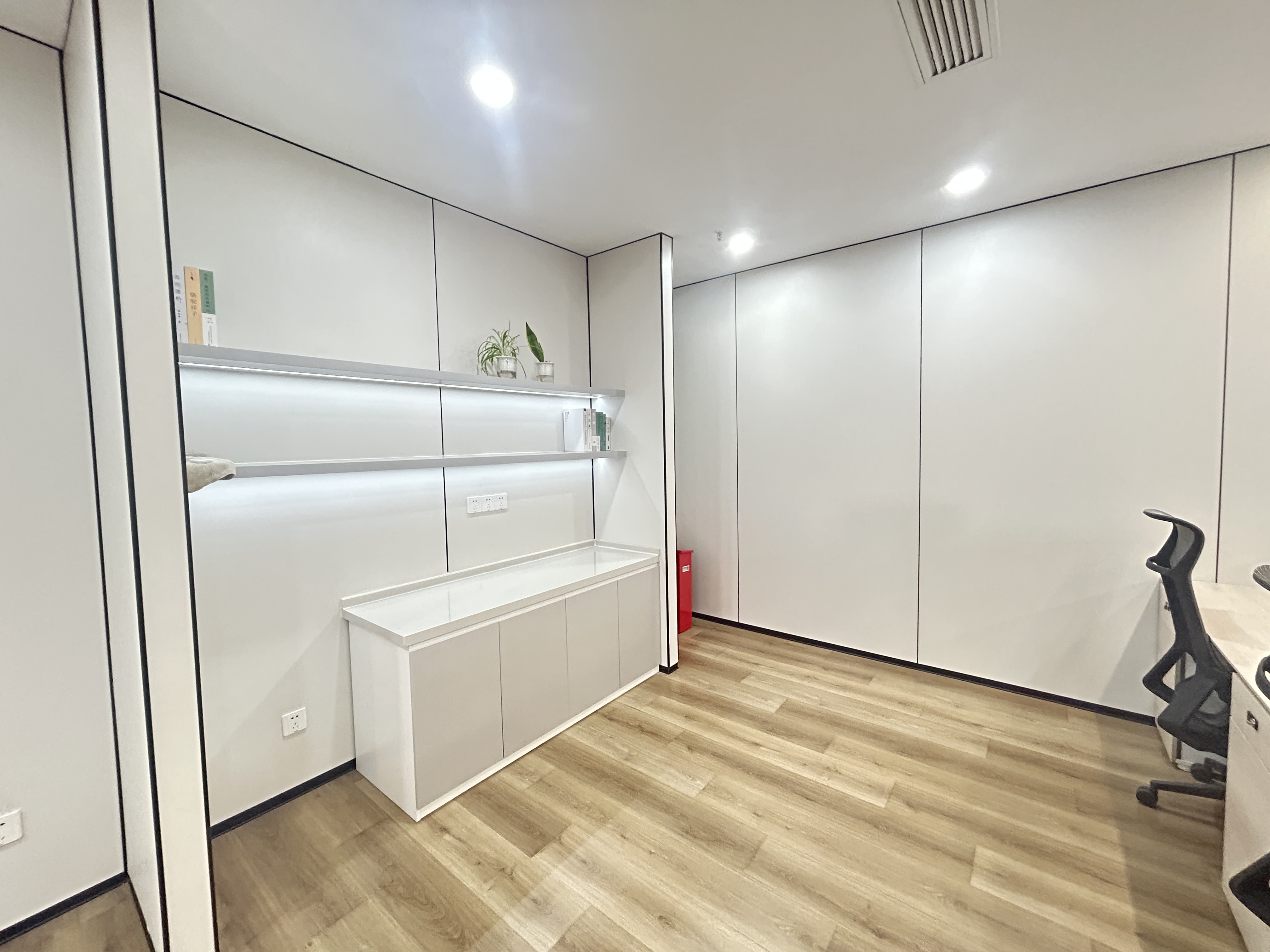 金虹桥龙湖虹桥天街240平米写字楼出租