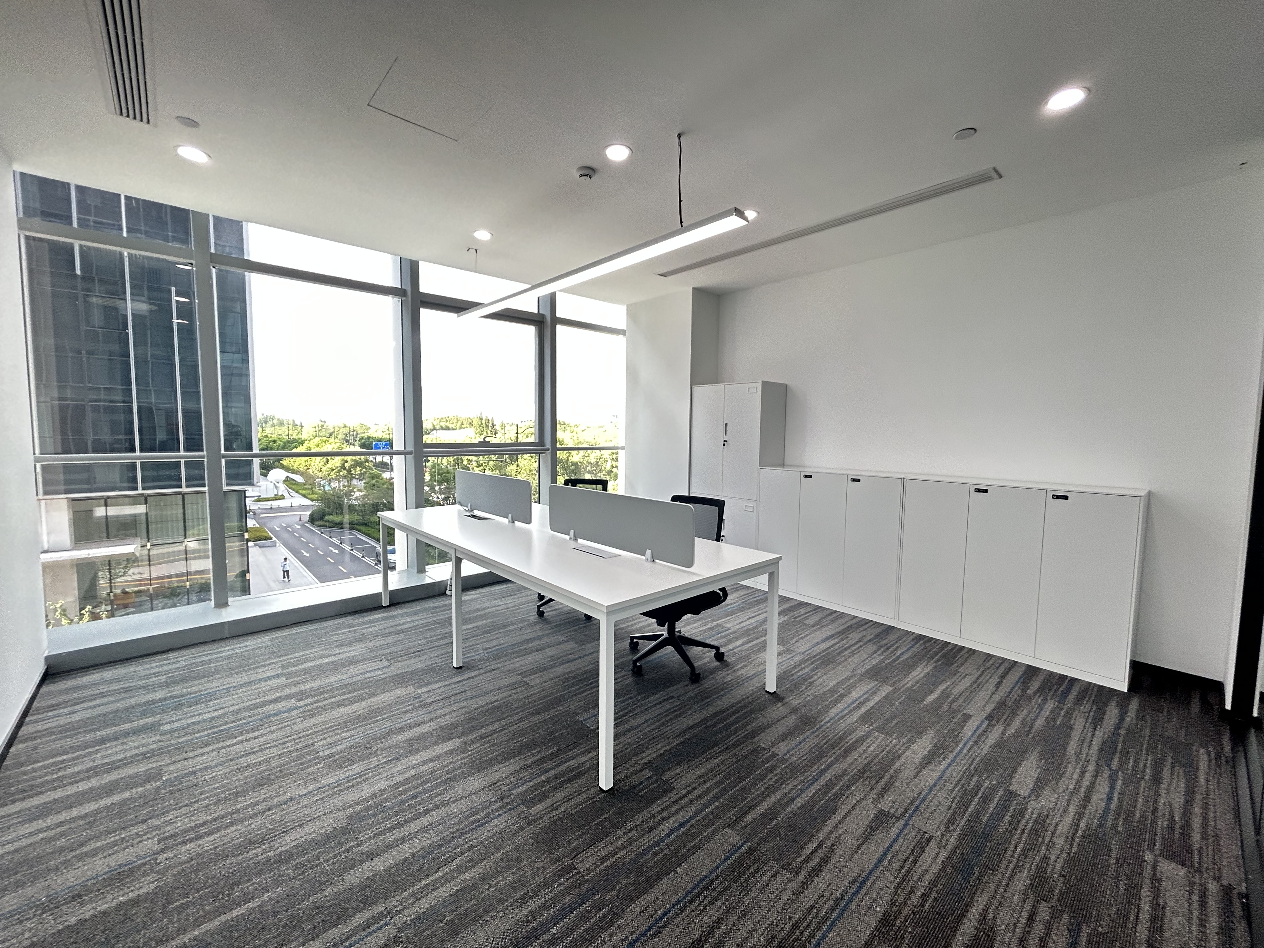 金虹桥龙湖虹桥天街400平米写字楼出租