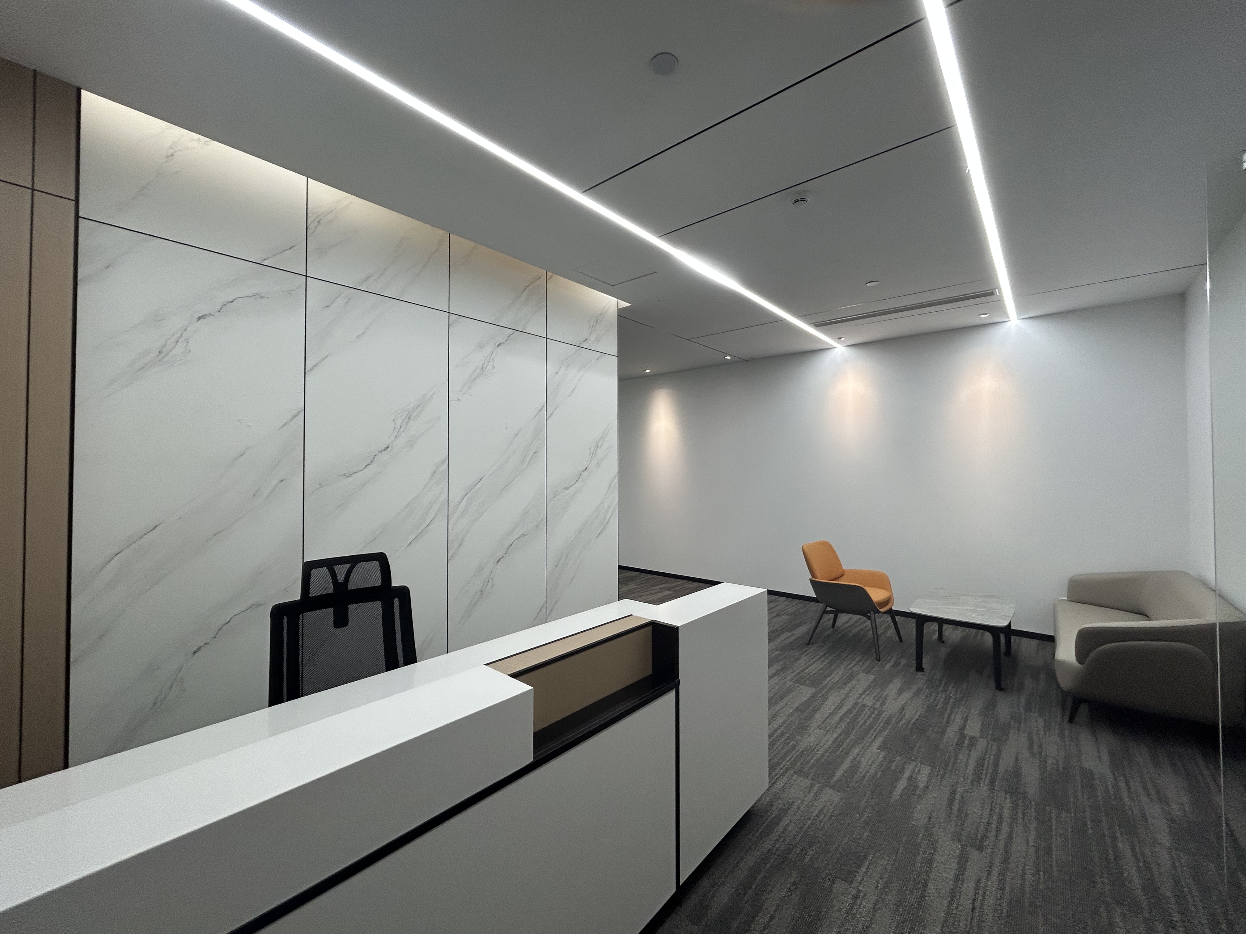 金虹桥龙湖虹桥天街400平米写字楼出租