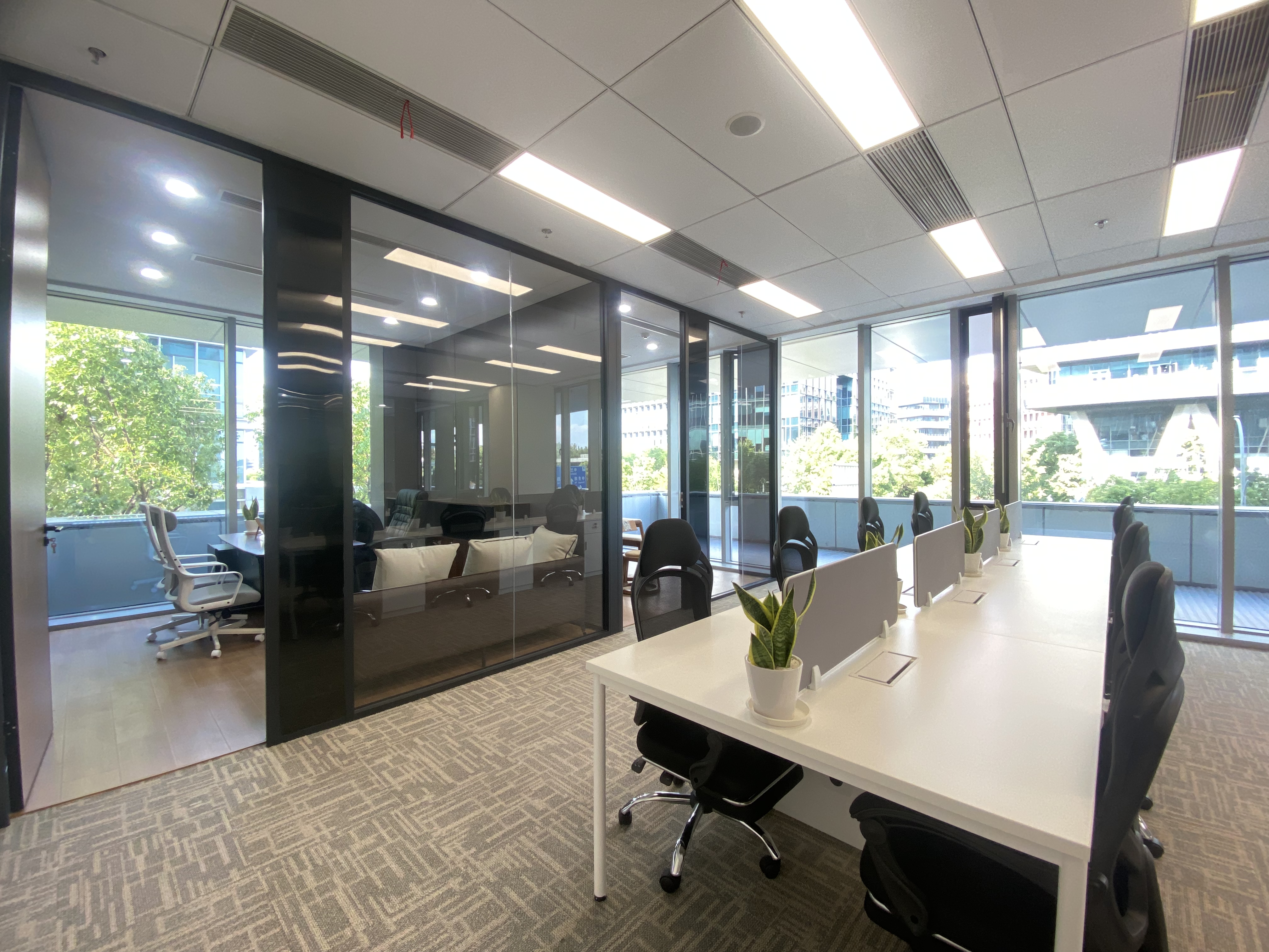 金虹桥龙湖虹桥天街300平米写字楼出租