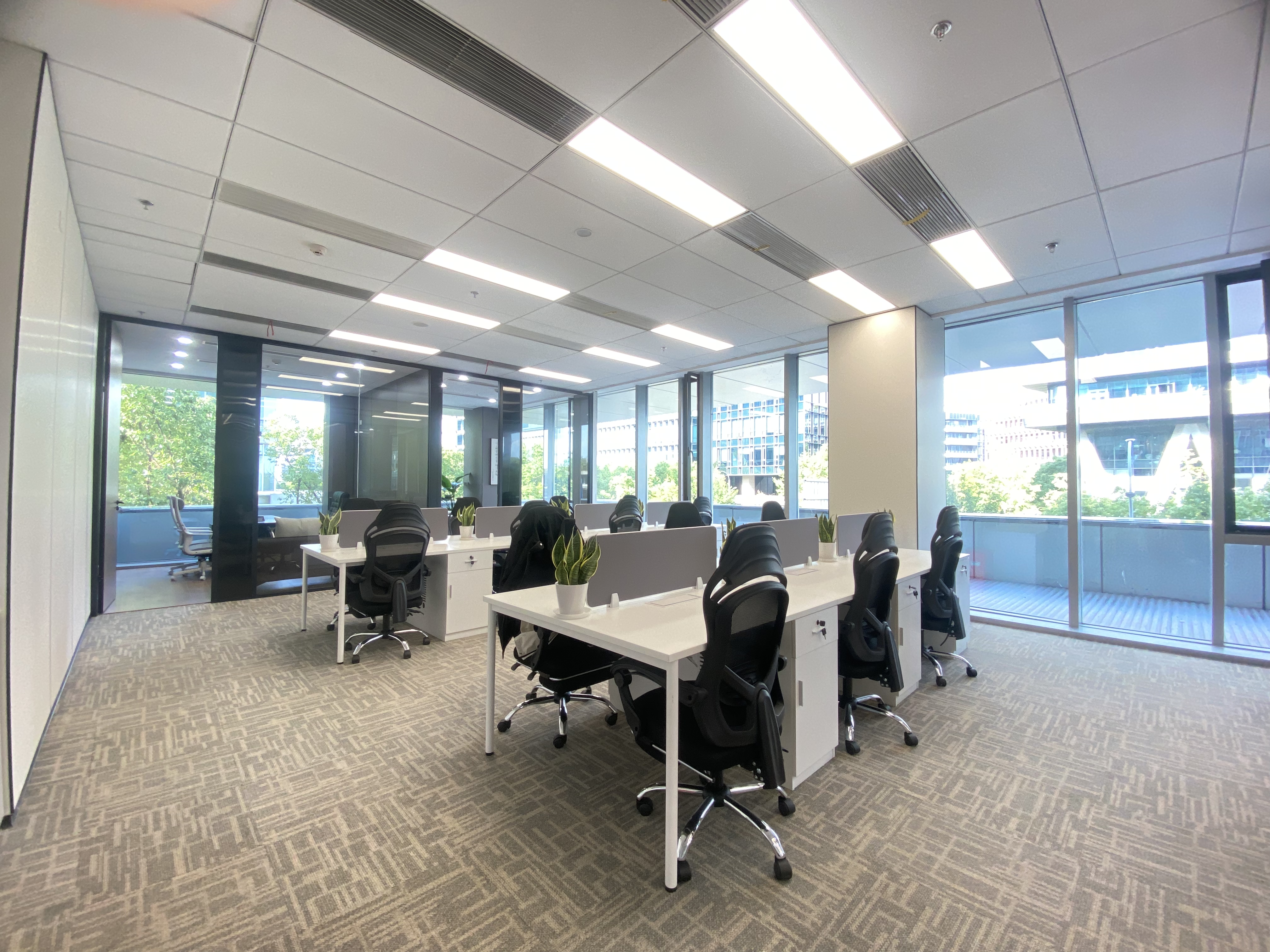 金虹桥龙湖虹桥天街300平米写字楼出租