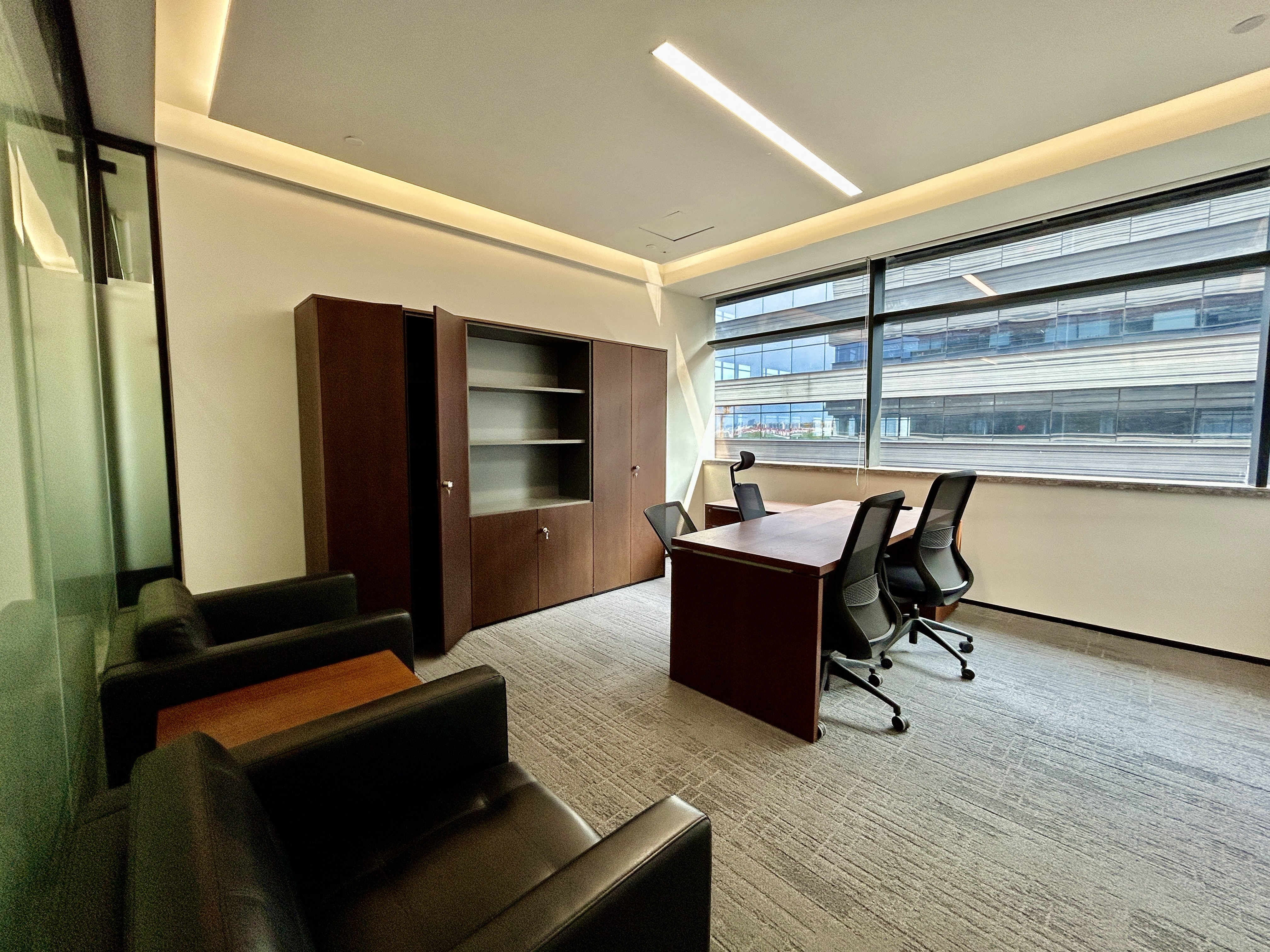 金虹桥龙湖虹桥天街600平米写字楼出租