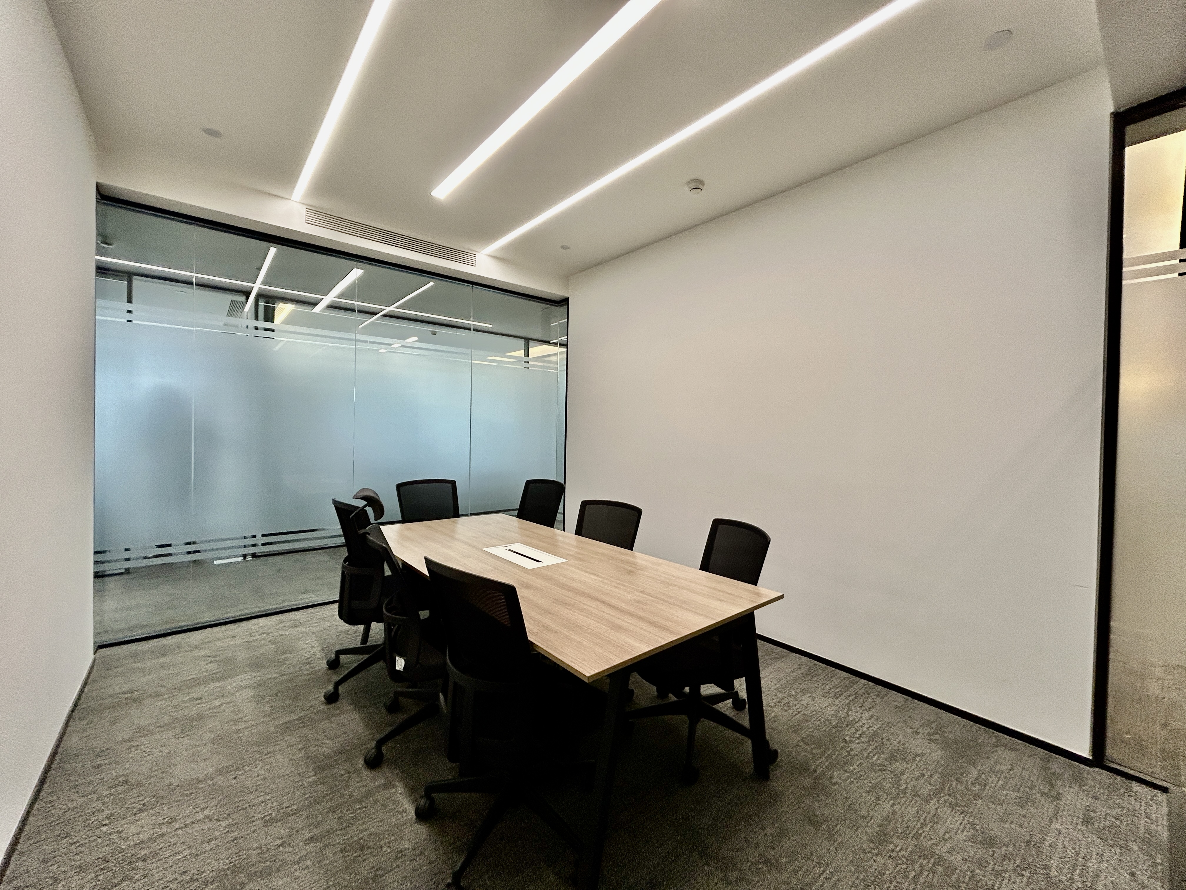 金虹桥龙湖虹桥天街800平米写字楼出租