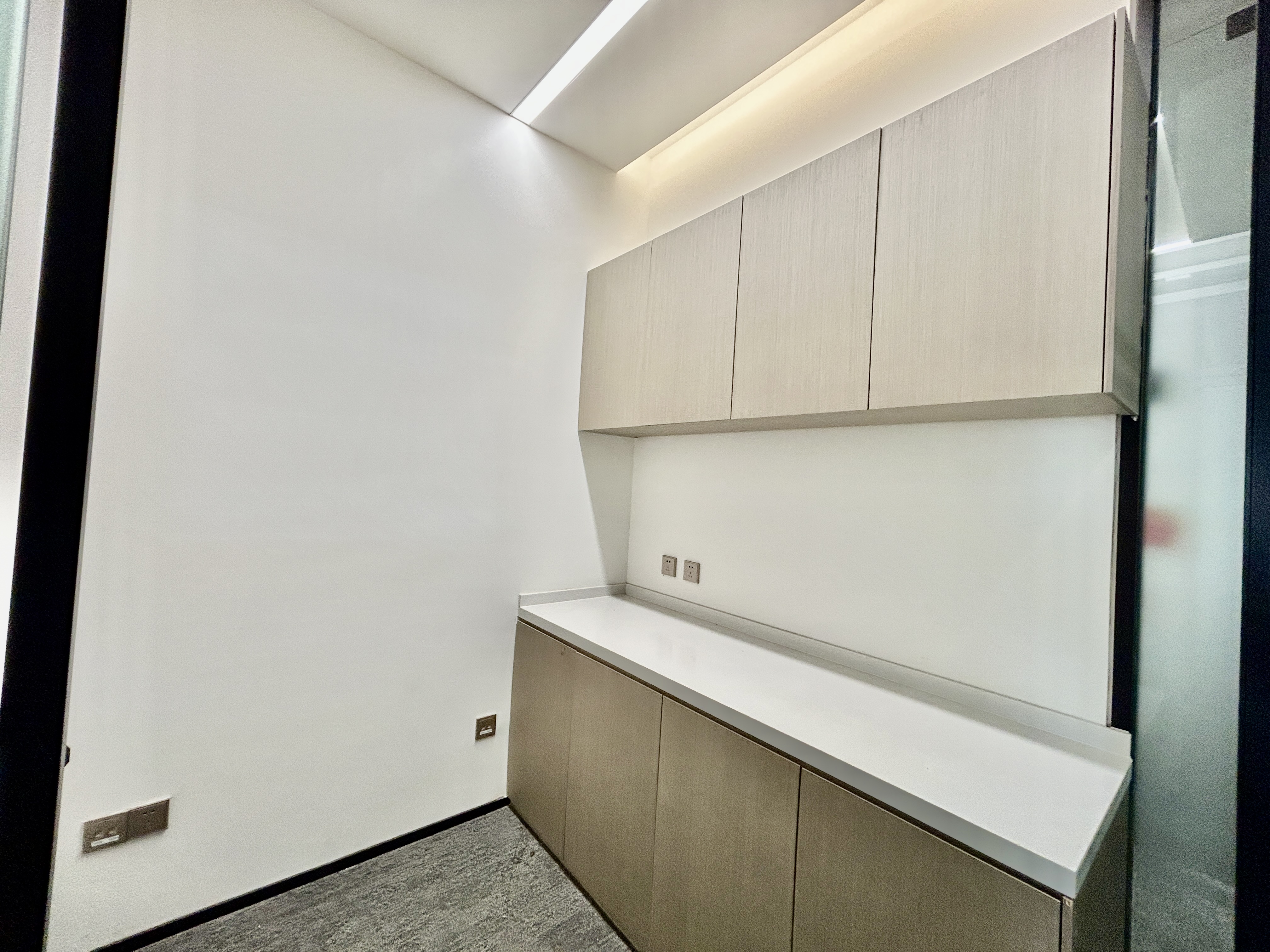 金虹桥龙湖虹桥天街800平米写字楼出租