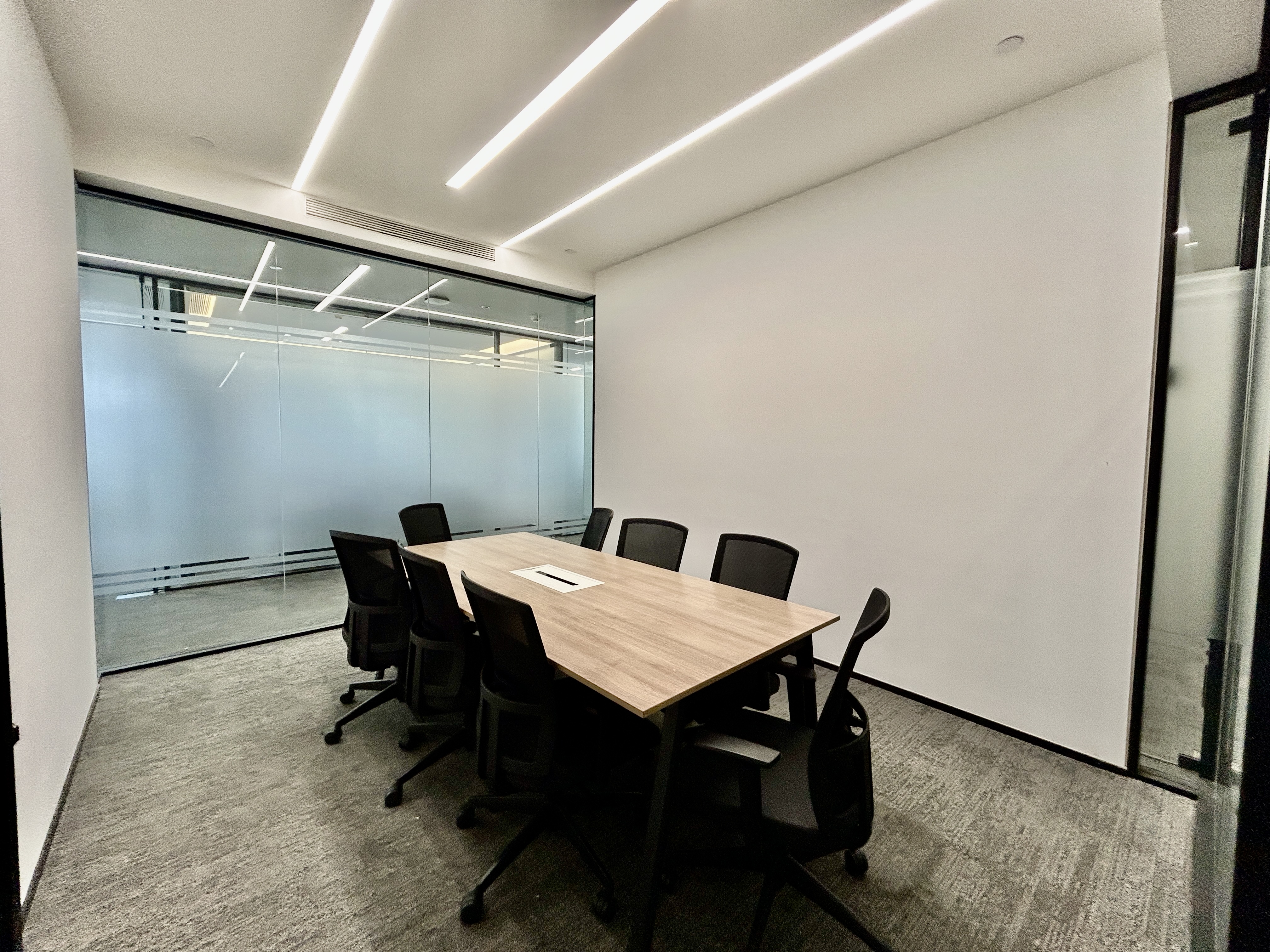 金虹桥龙湖虹桥天街800平米写字楼出租