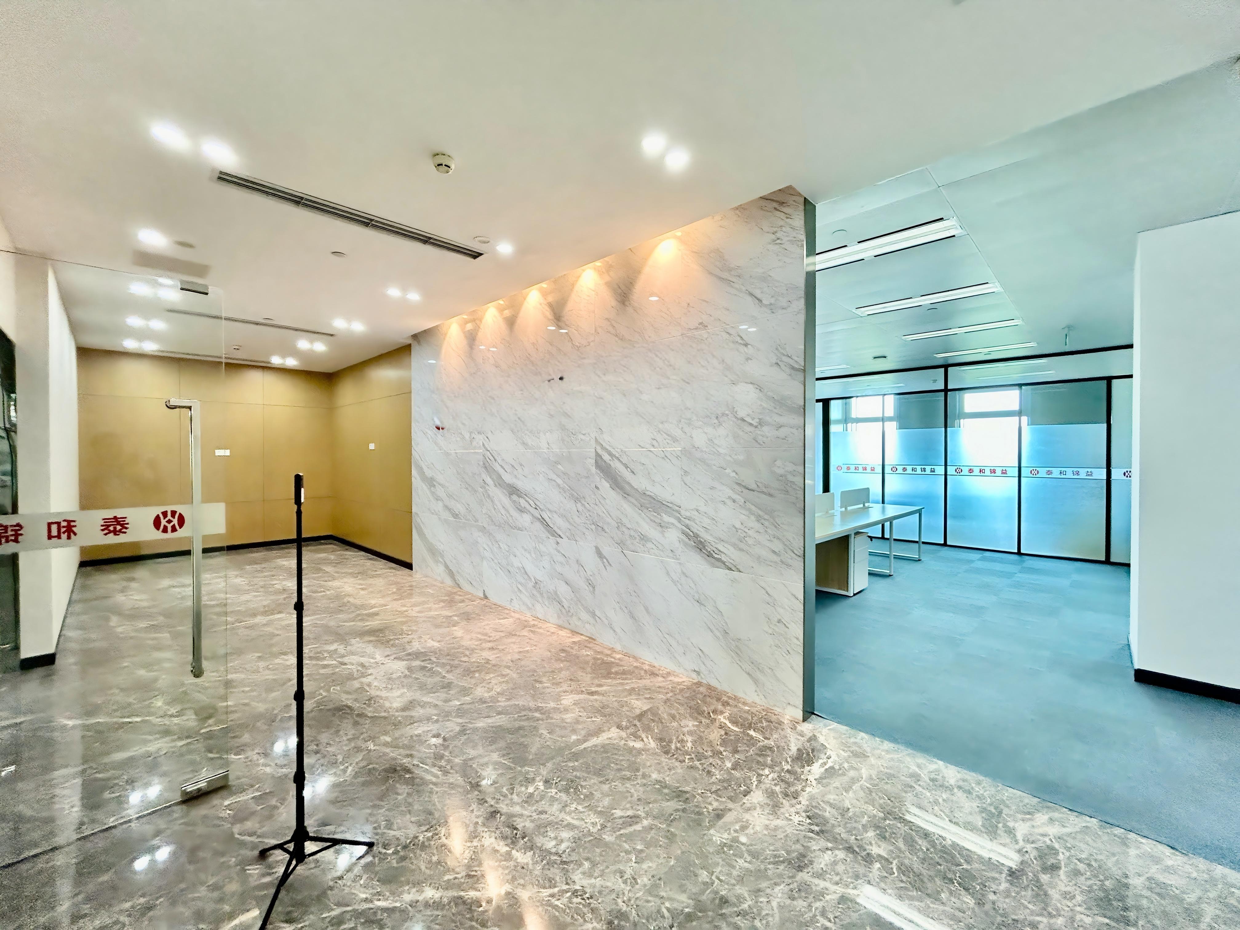 金虹桥龙湖虹桥天街500平米写字楼出租