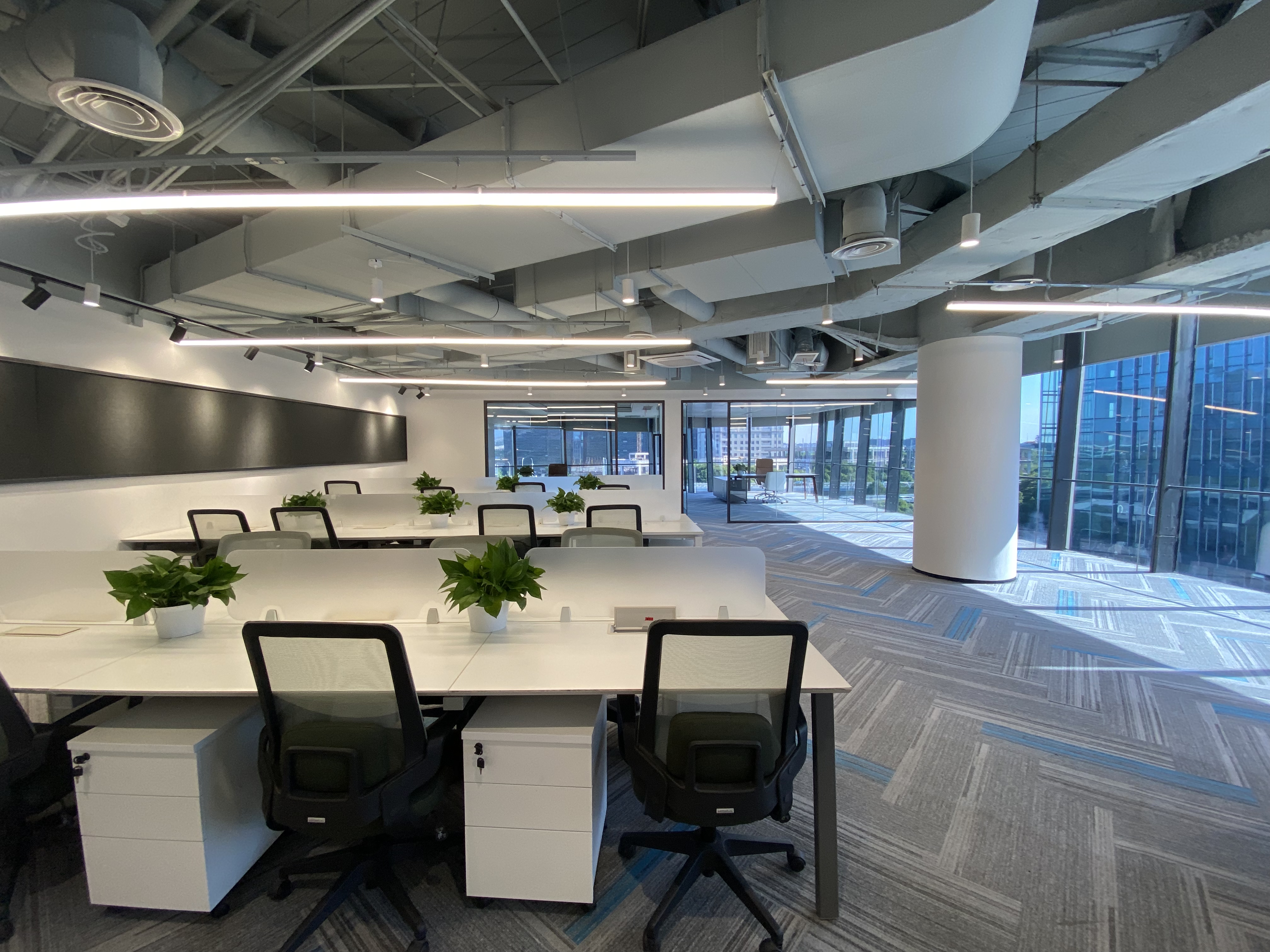 金虹桥龙湖虹桥天街400平米写字楼出租