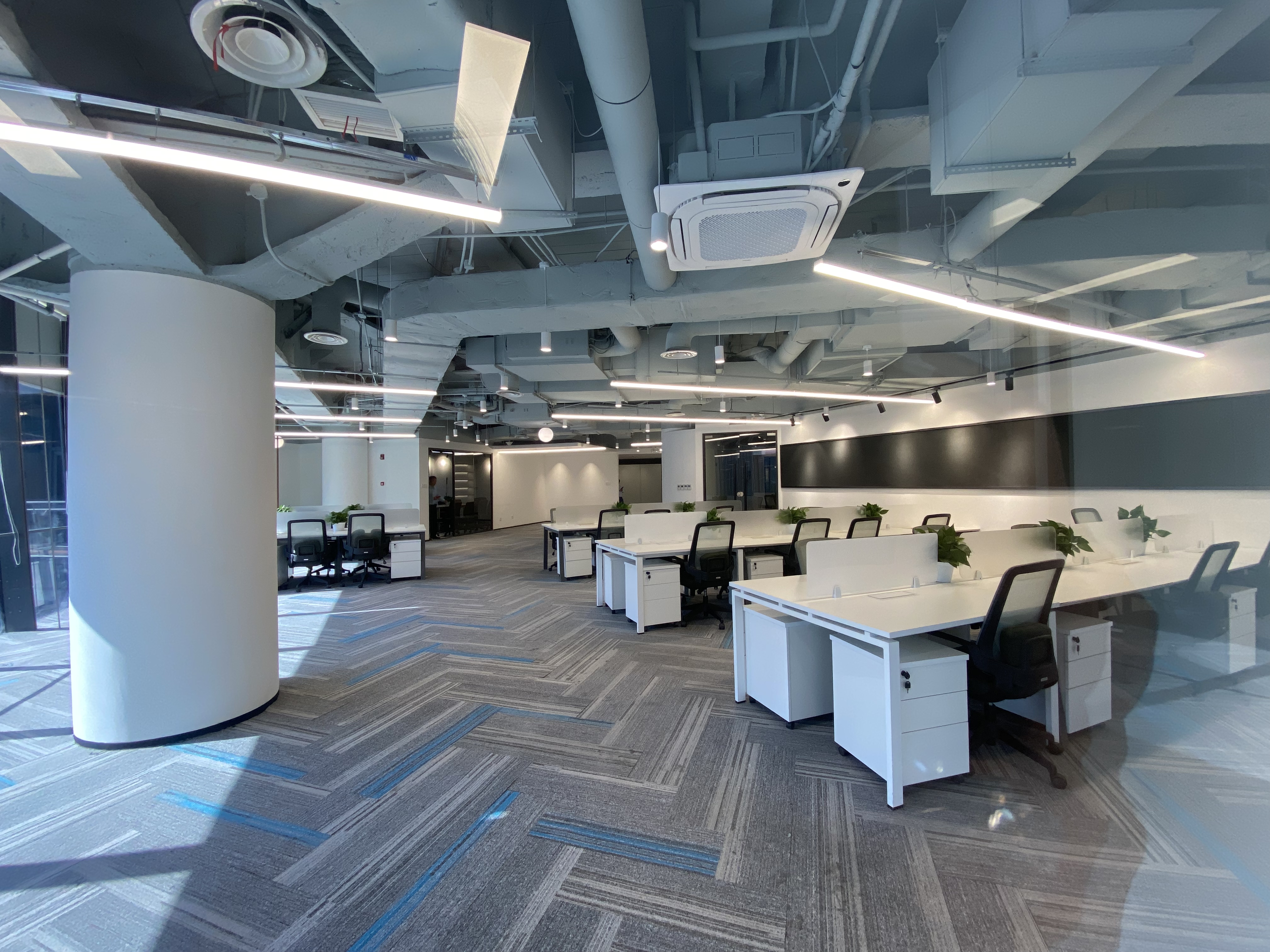 金虹桥龙湖虹桥天街400平米写字楼出租