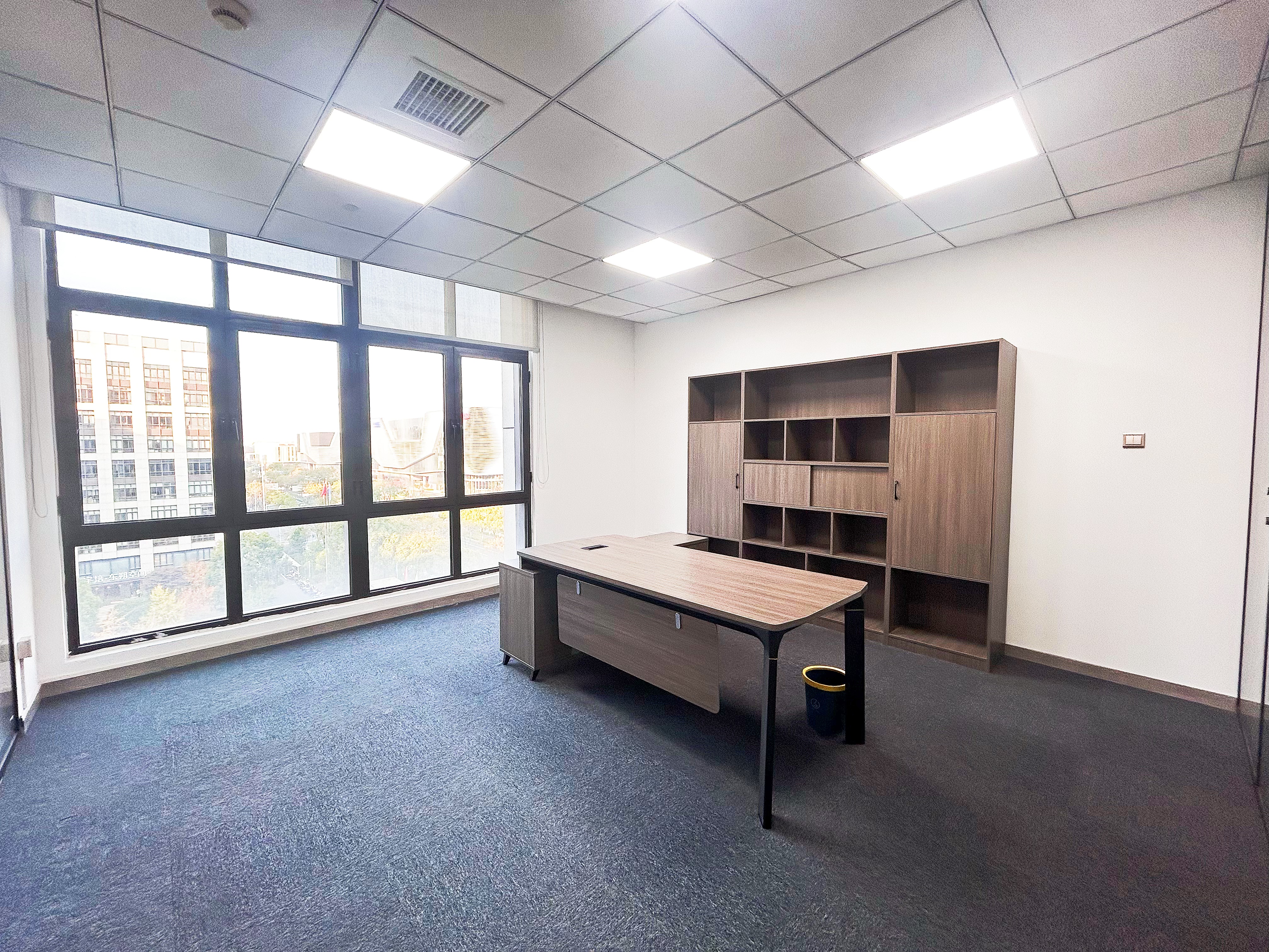 金虹桥龙湖虹桥天街260平米写字楼出租