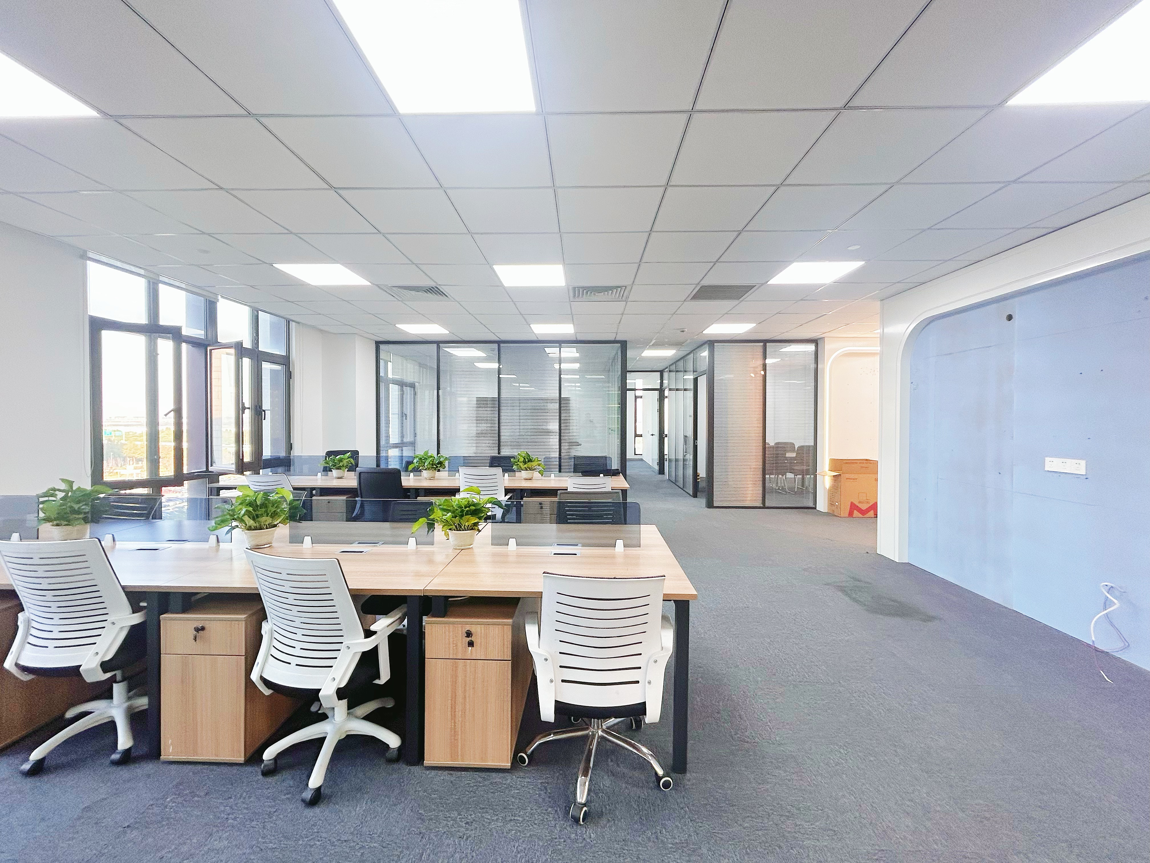 金虹桥龙湖虹桥天街260平米写字楼出租