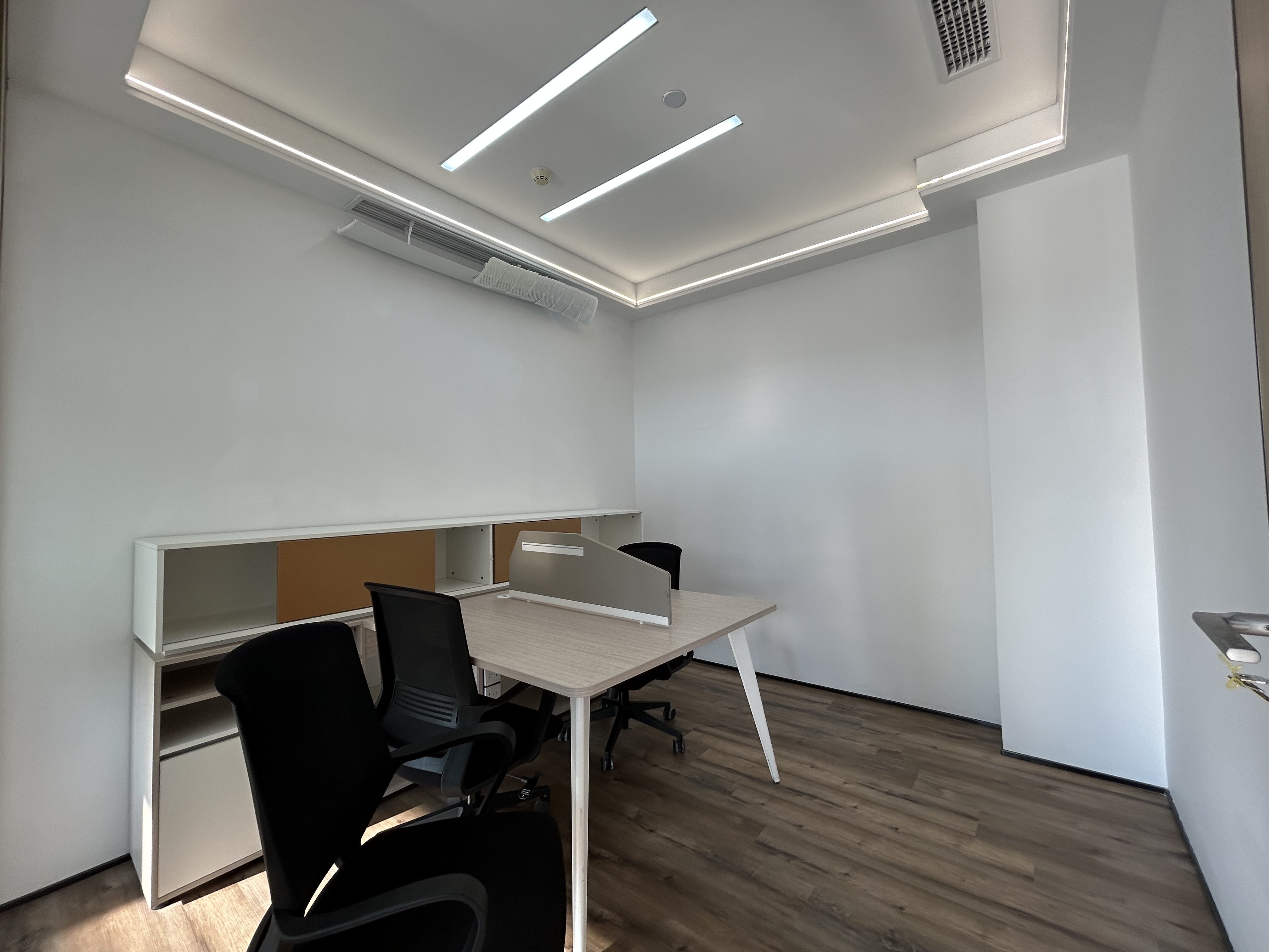 金虹桥龙湖虹桥天街220平米写字楼出租