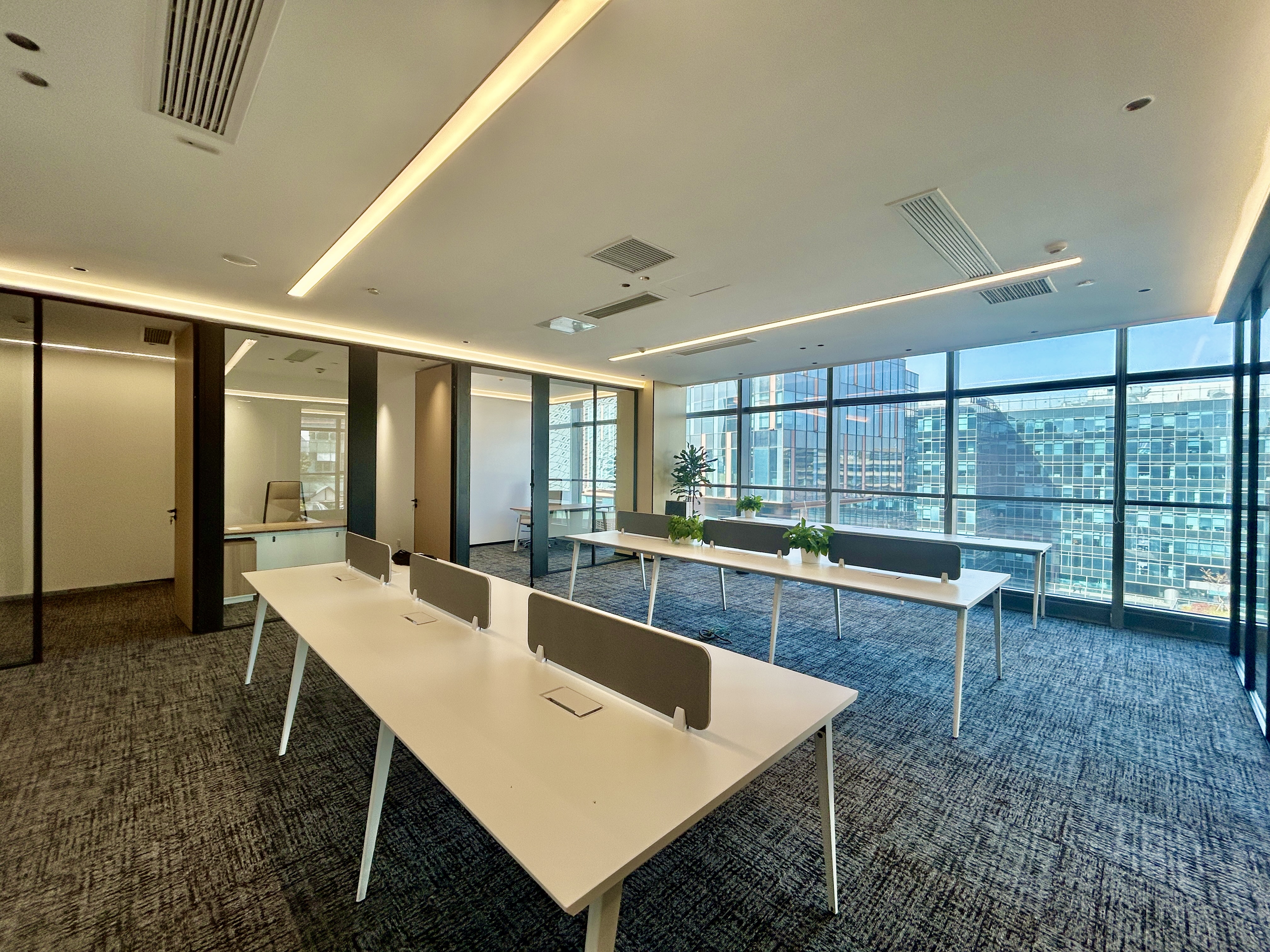 金虹桥龙湖虹桥天街500平米写字楼出租