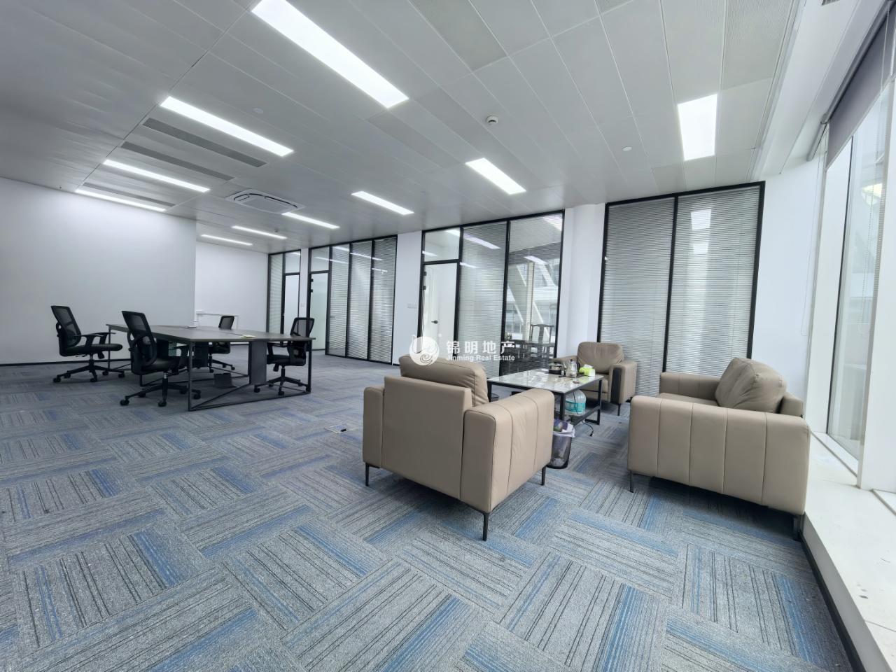 徐泾虹桥世界中心179平米写字楼出租