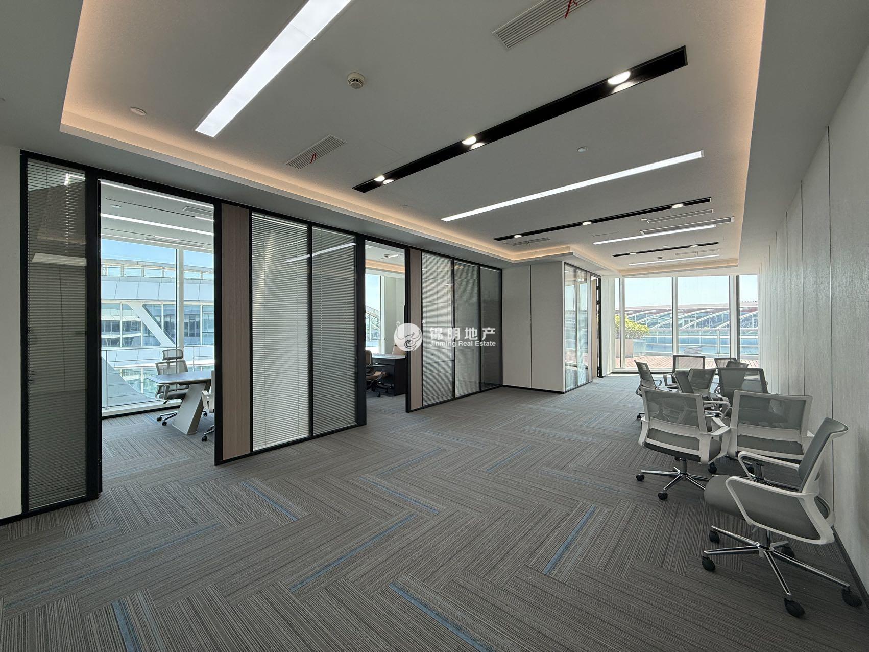 徐泾虹桥世界中心238平米写字楼出租